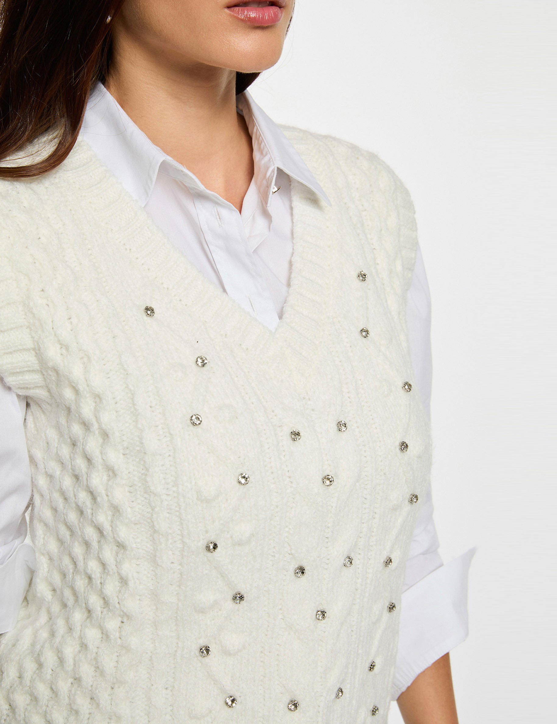 Sleeveless sweater white women