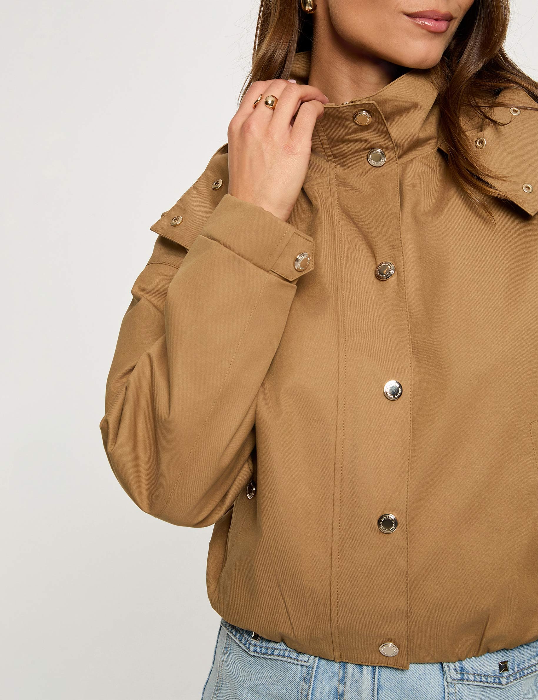 Cropped jacket with high neck camel women