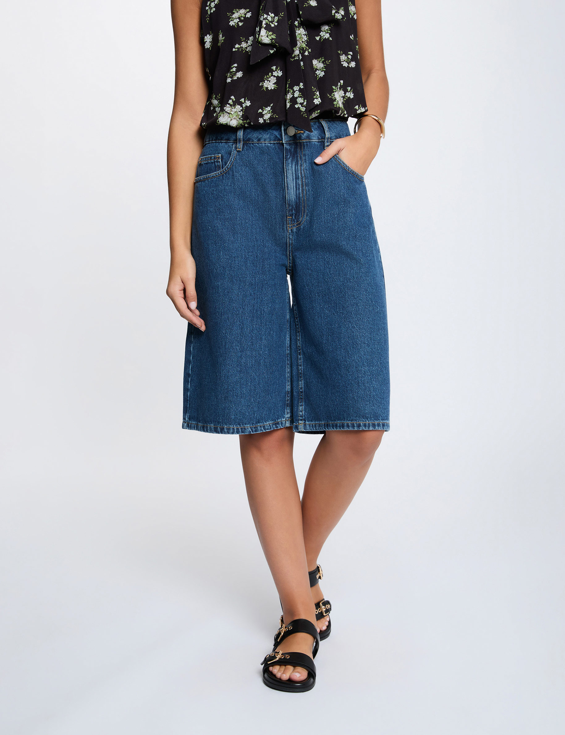 High-waisted shorts raw denim women