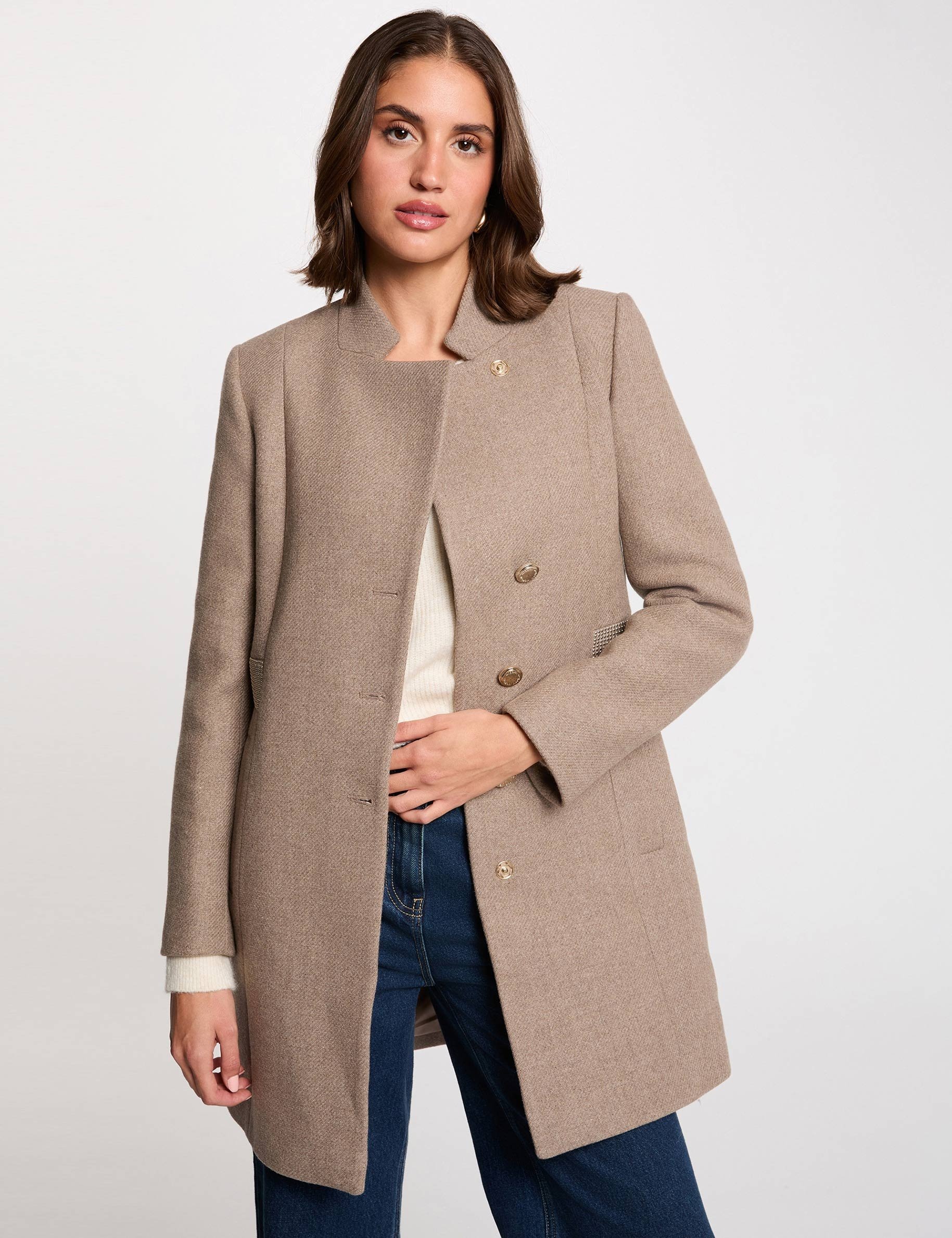 beige women