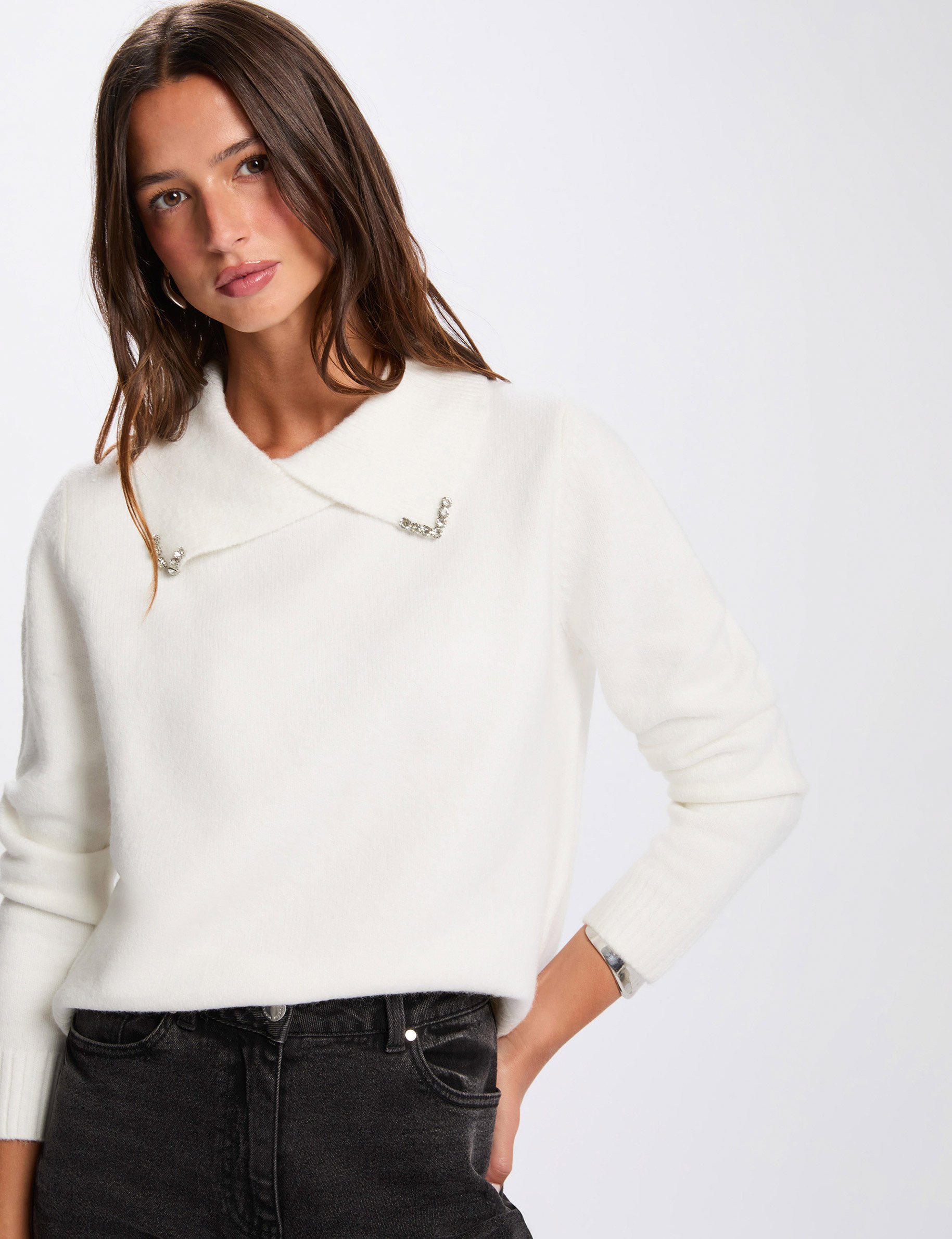 Sweater with a folded collar ivory women