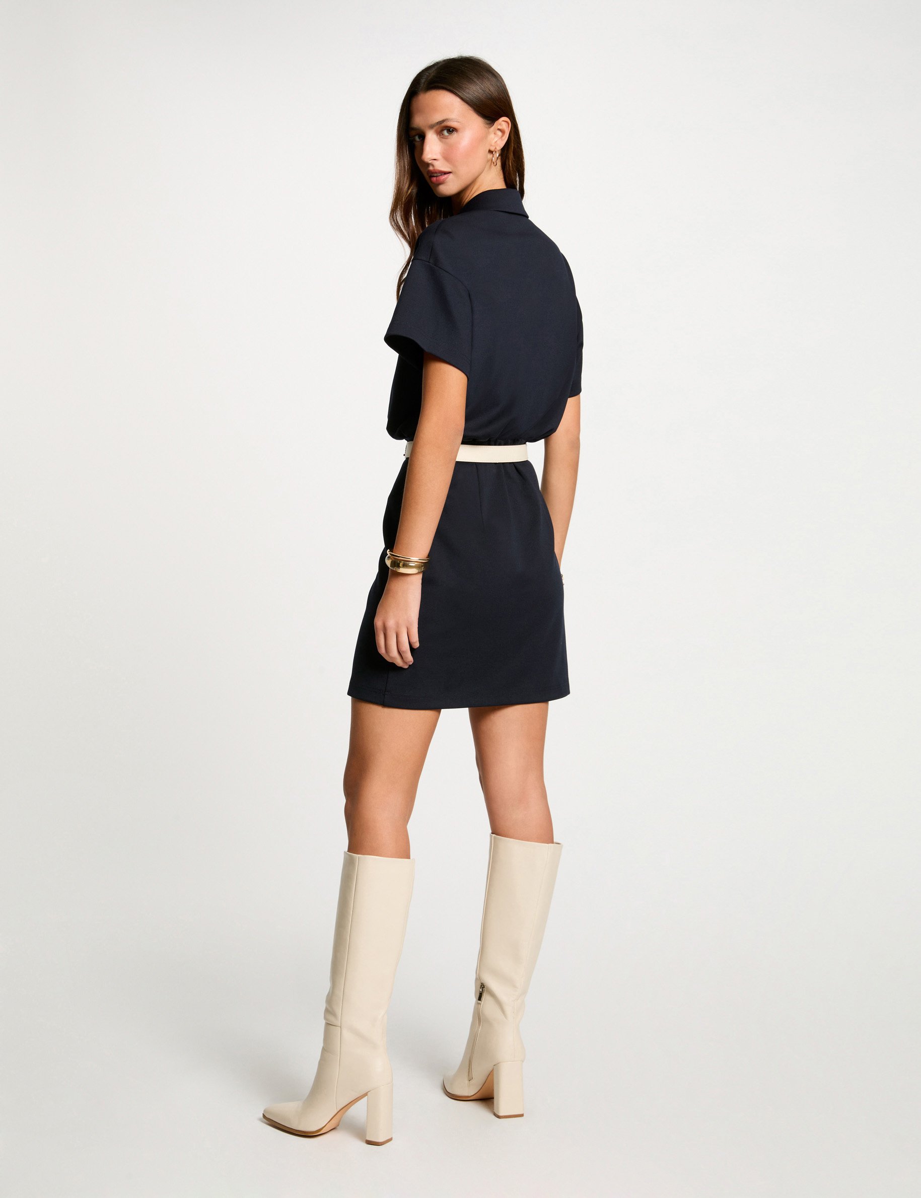 robe courte ajustee bleu marine femme Robe courte ajustée bleu marine femme