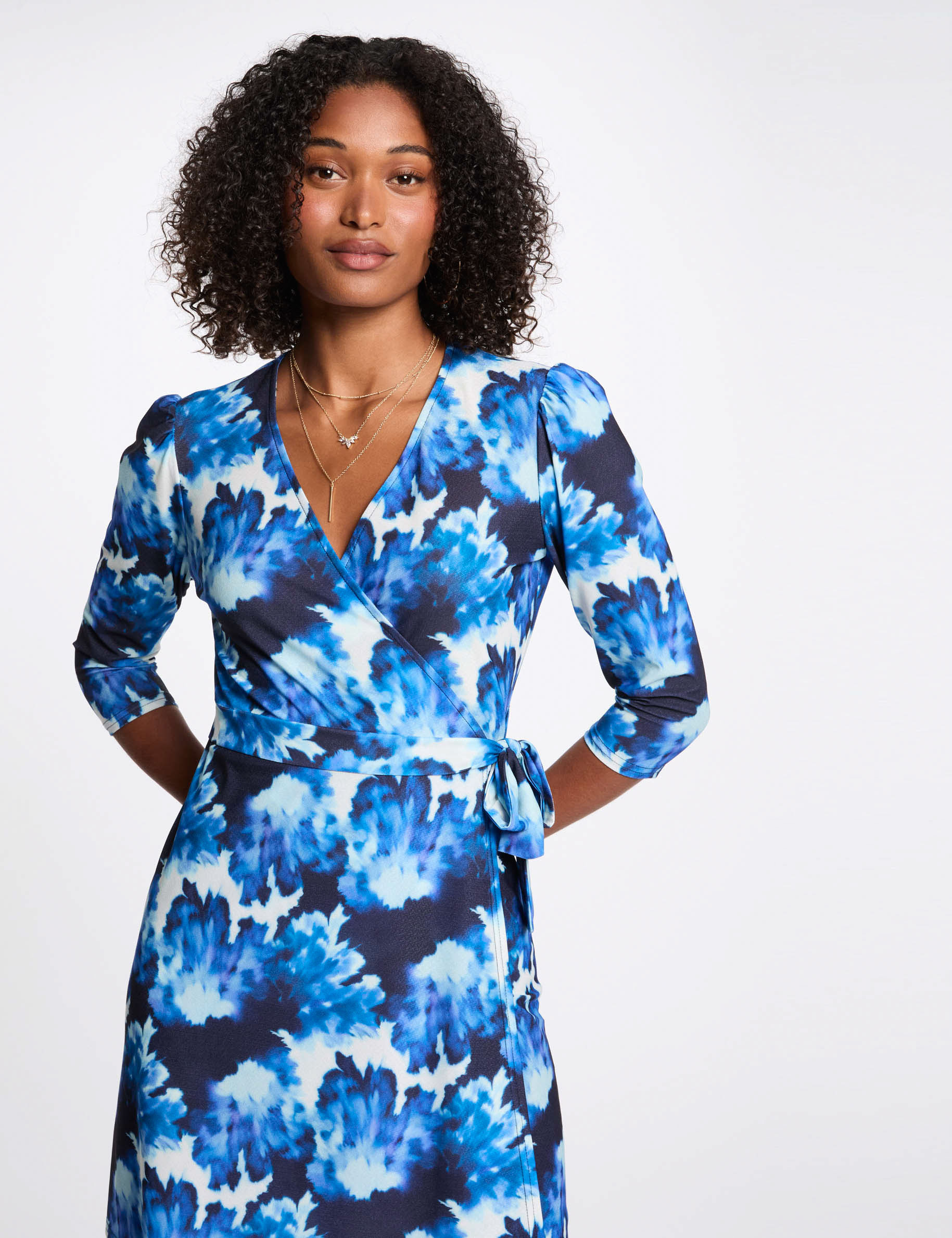 robe courte ajustee imprimee multicolore femme Robe courte ajustée imprimée multicolore femme