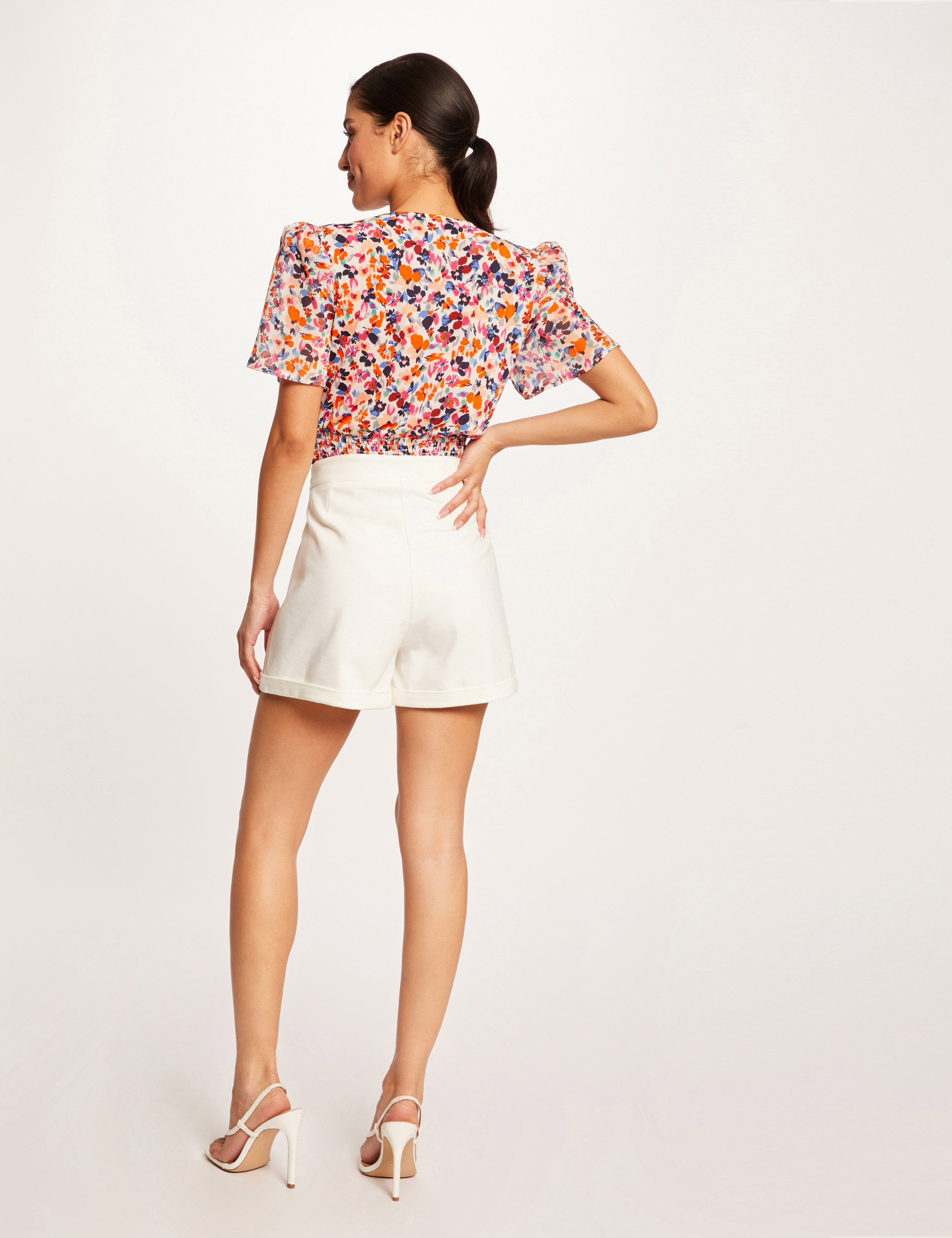 High-waist straight shorts with buttons ecru ladies'