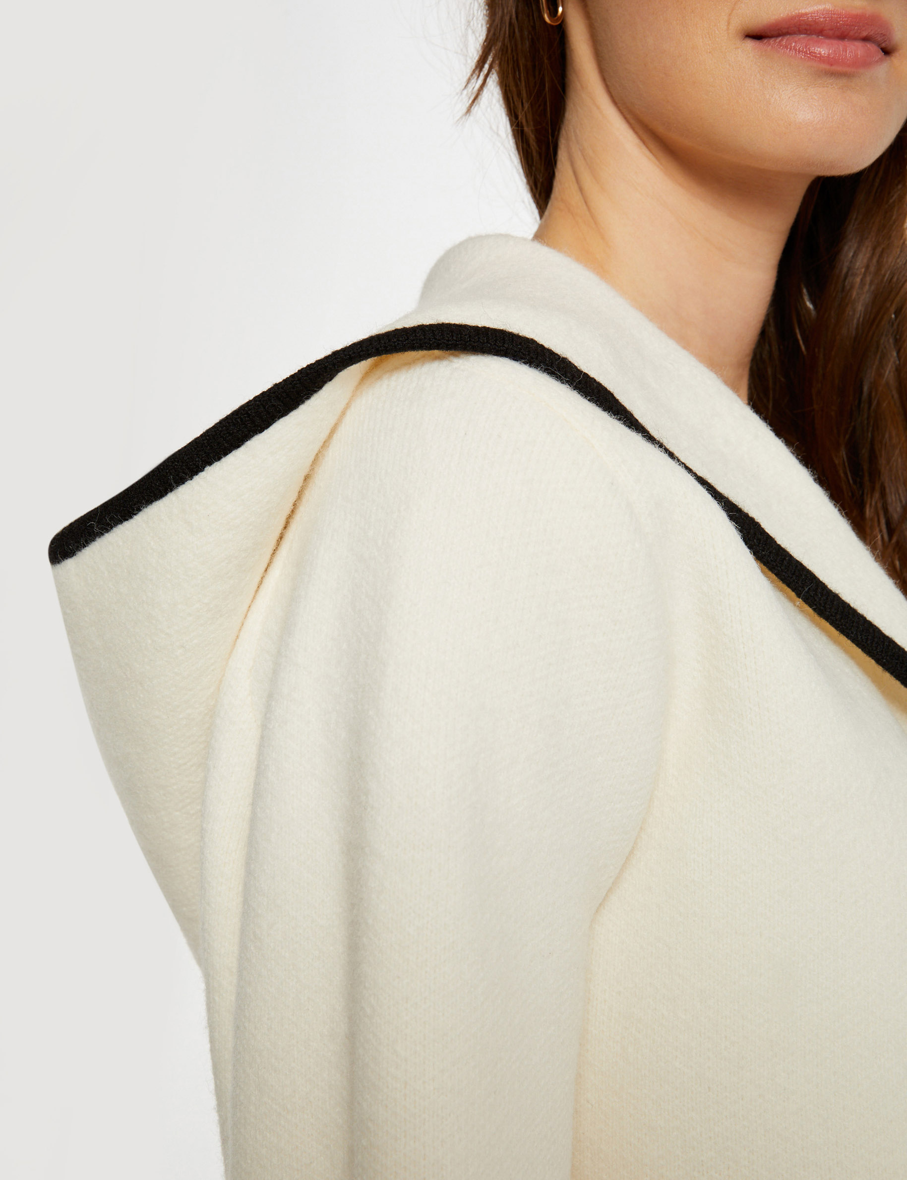 Short buttoned cardigan with hood ecru ladies'