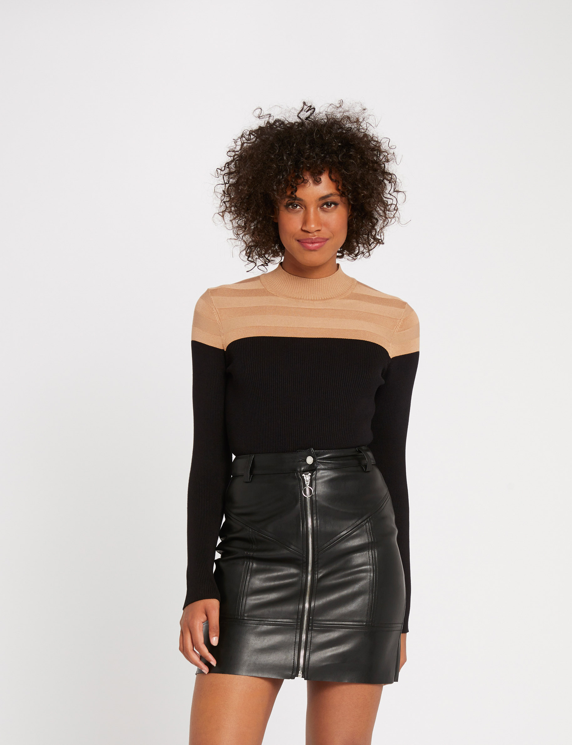 Long-sleeved jumper with high neck camel women