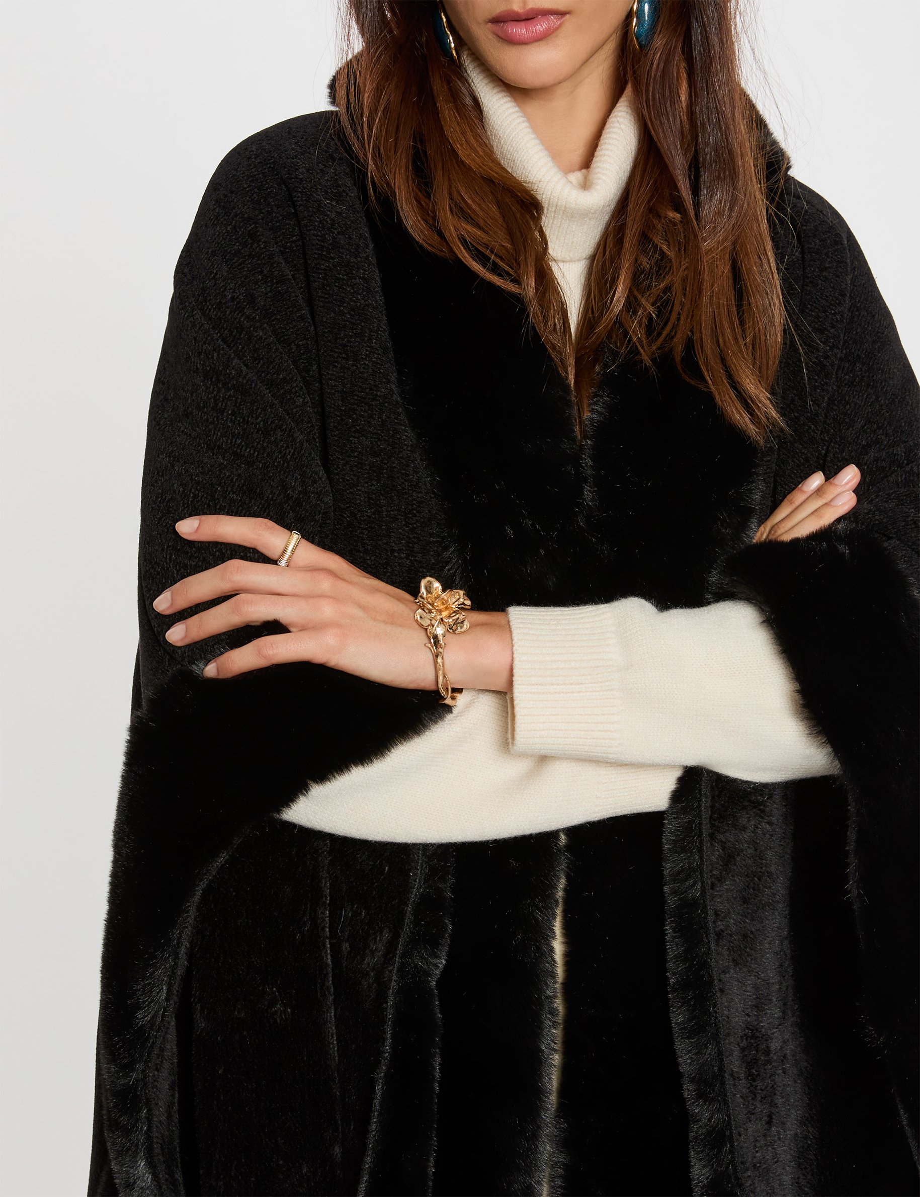 Faux fur poncho black women