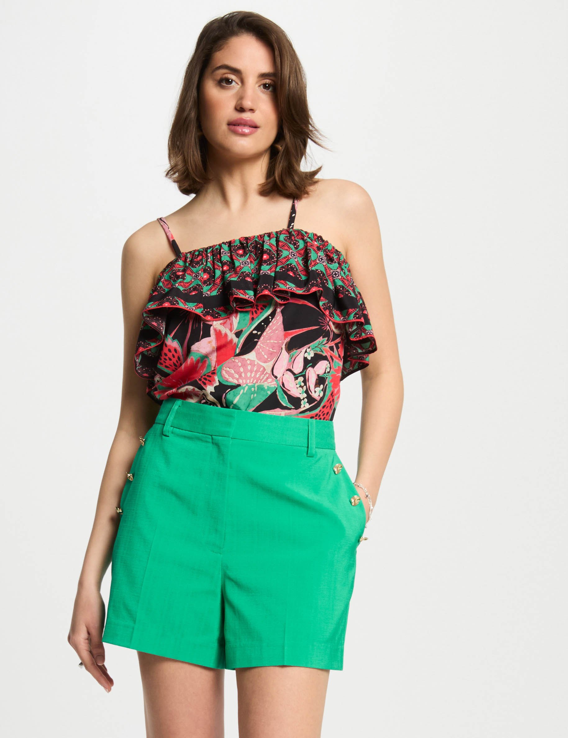 loose shorts with buttons emerald green women Loose shorts with buttons emerald green women