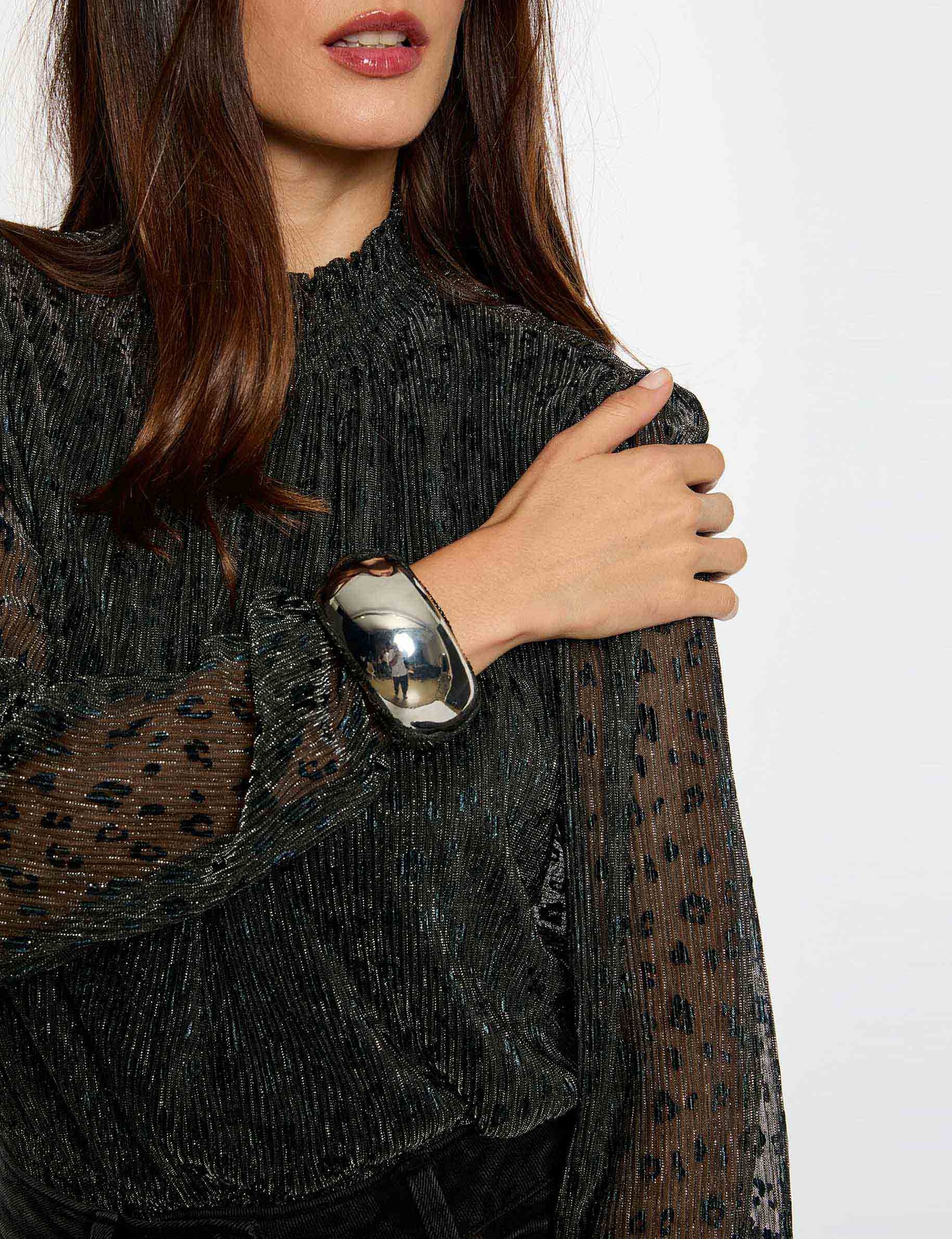 High neck t-shirt black women