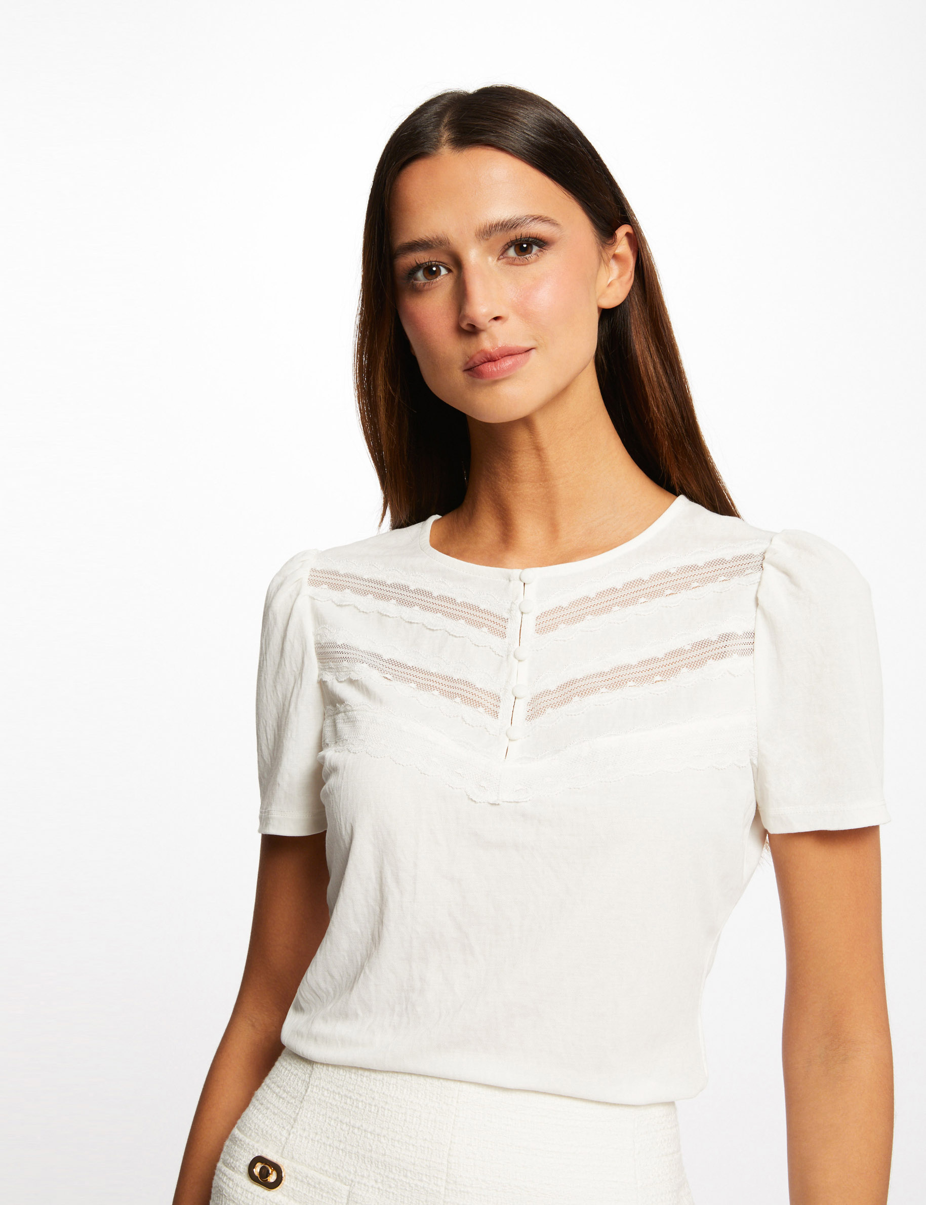 Short-sleeved t-shirt with lace ecru ladies' Short-sleeved t-shirt with lace ecru ladies'