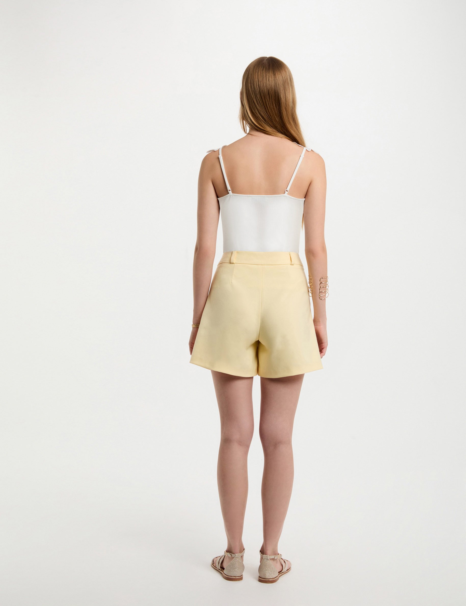 short droit jaune pastel femme Short droit jaune pastel femme