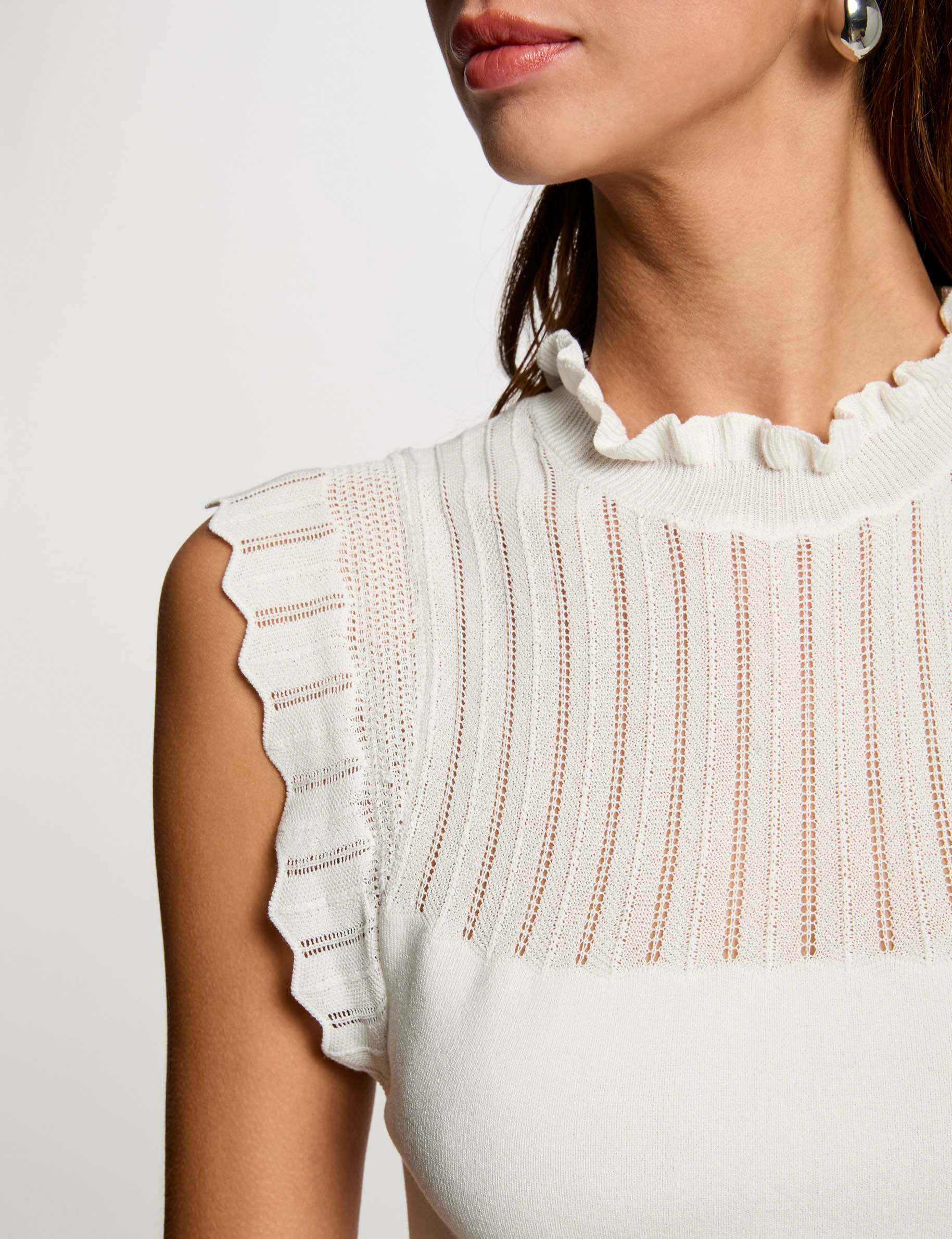 sleeveless jumper round neck ivory women Sleeveless jumper round neck ivory women