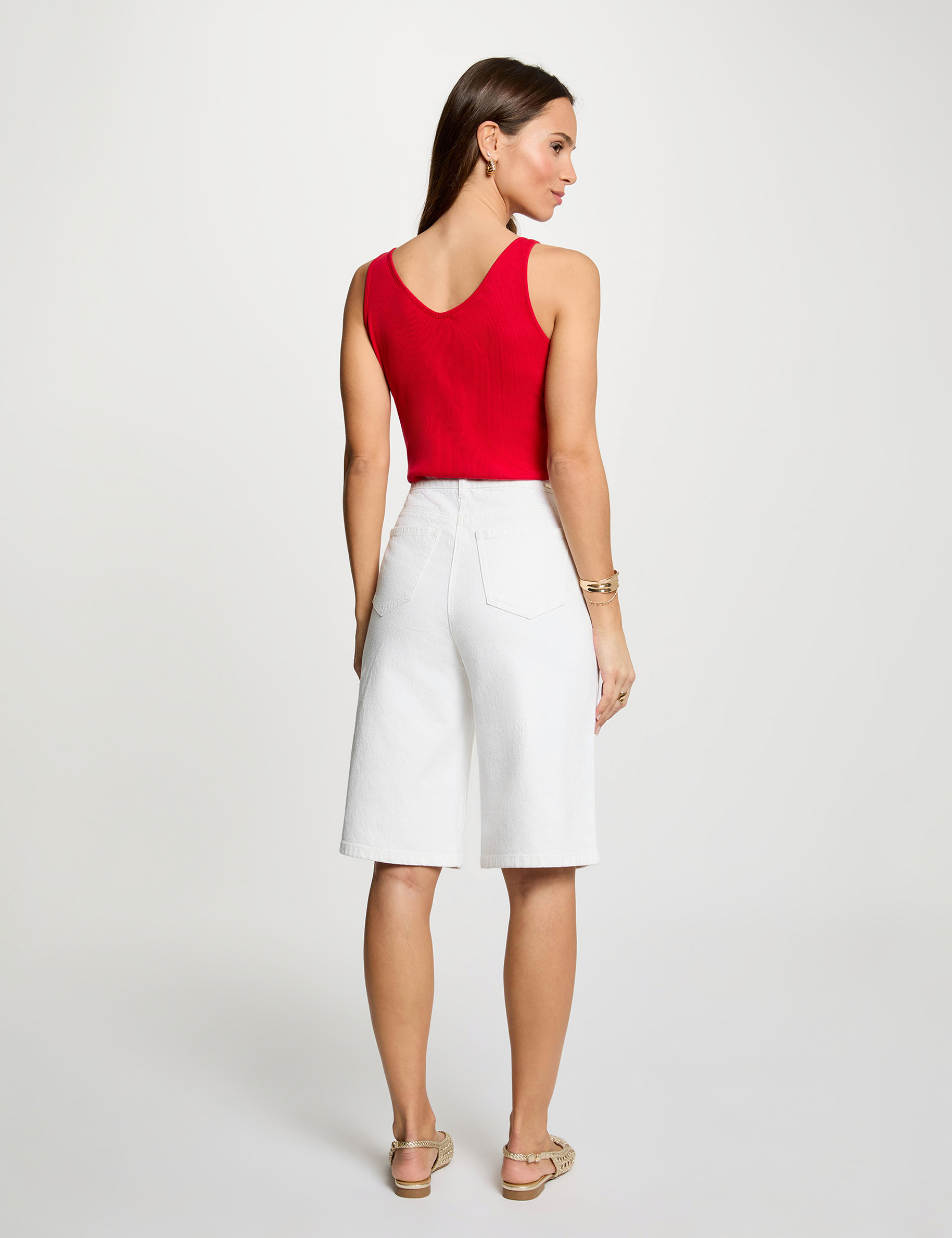 Fitted v-neck tank top red women