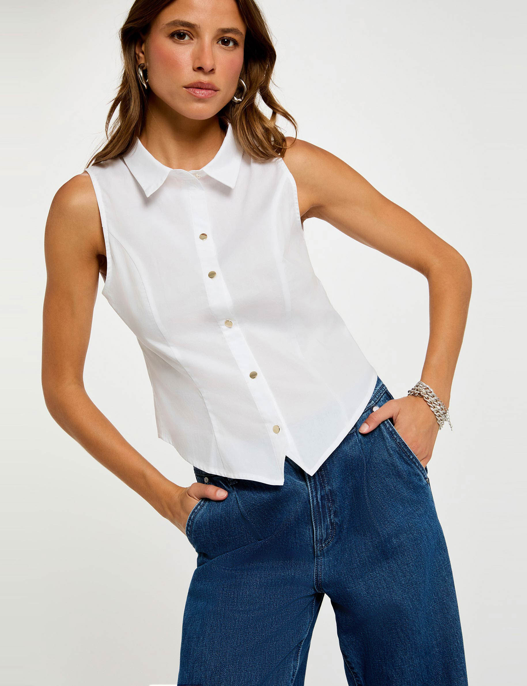sleeveless fitted shirt white women Sleeveless fitted shirt white women