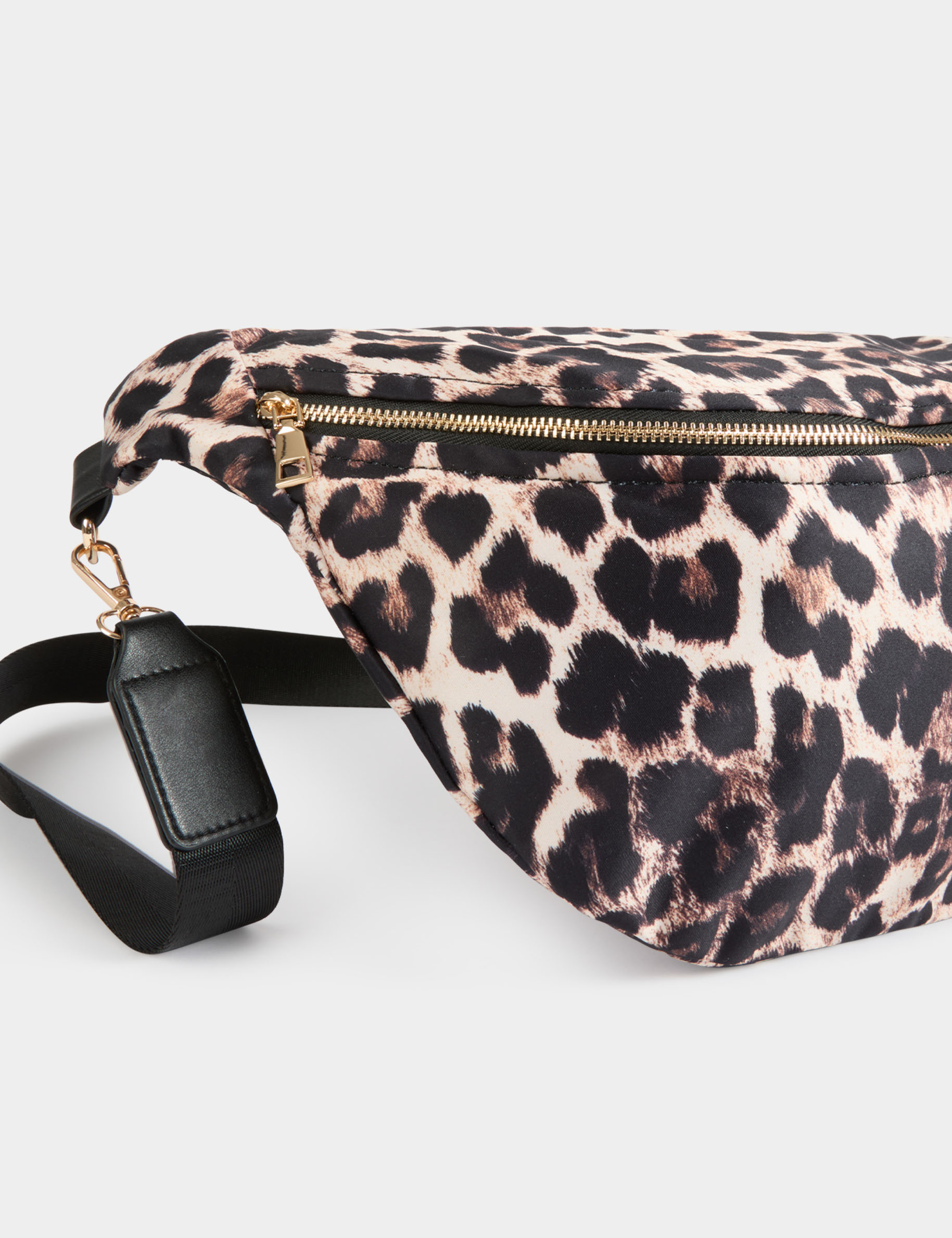 Sling bag leopard print multicolor women