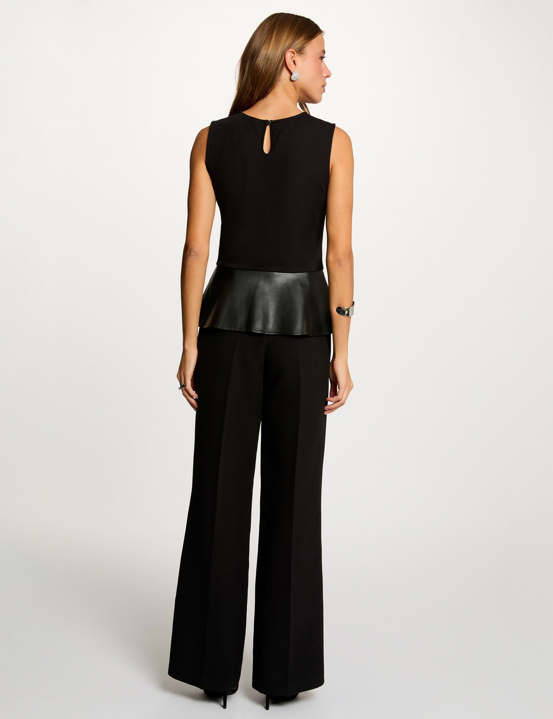 Fitted faux leather t-shirt black women