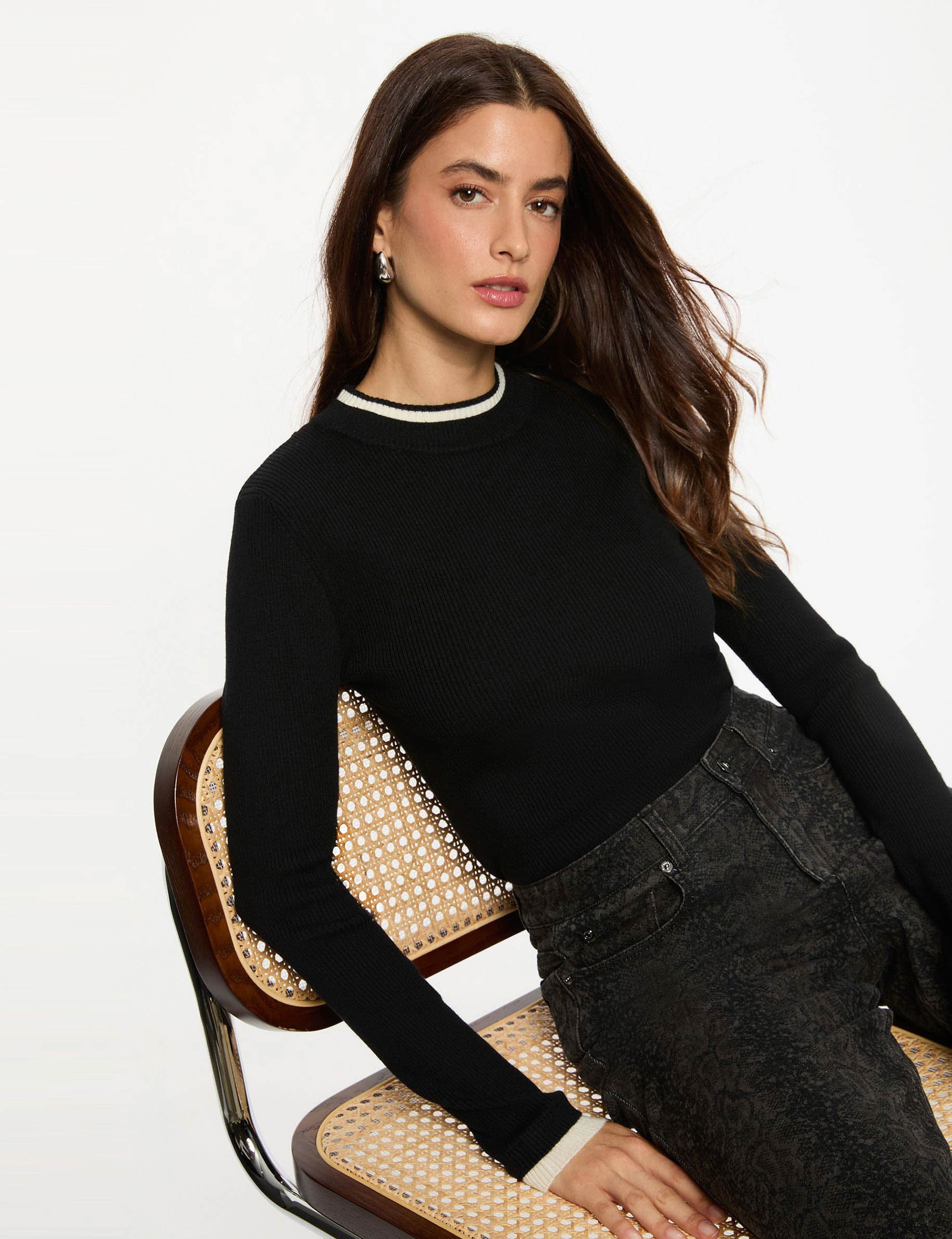 Cropped sweater with high neck black women