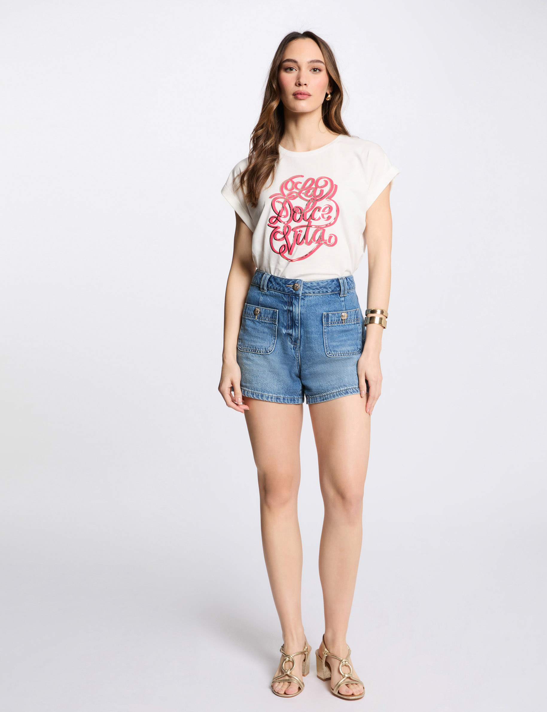 T-shirt with message white women