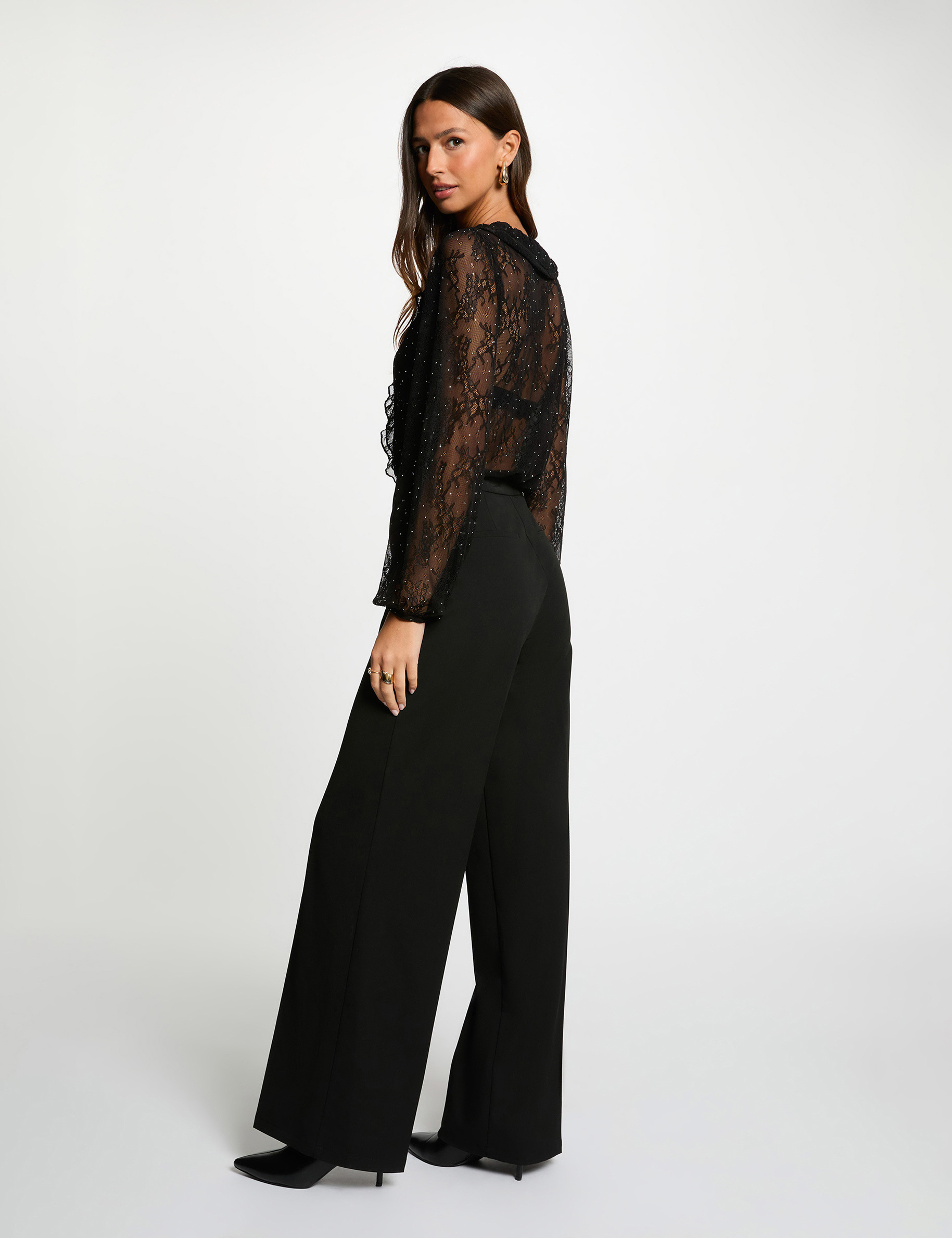 lace v neck t shirt black women Lace v-neck t-shirt black women