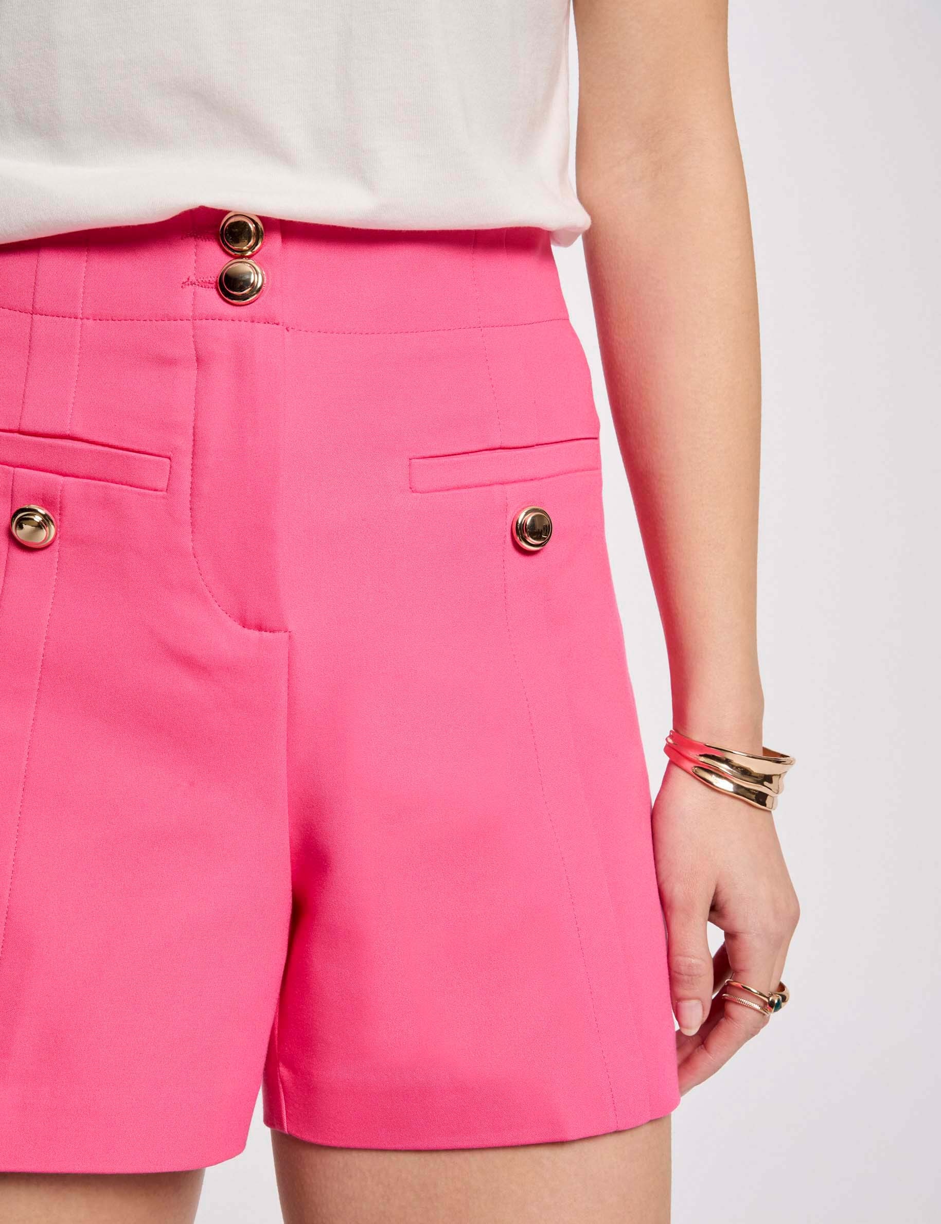 Straight shorts with darts pink women