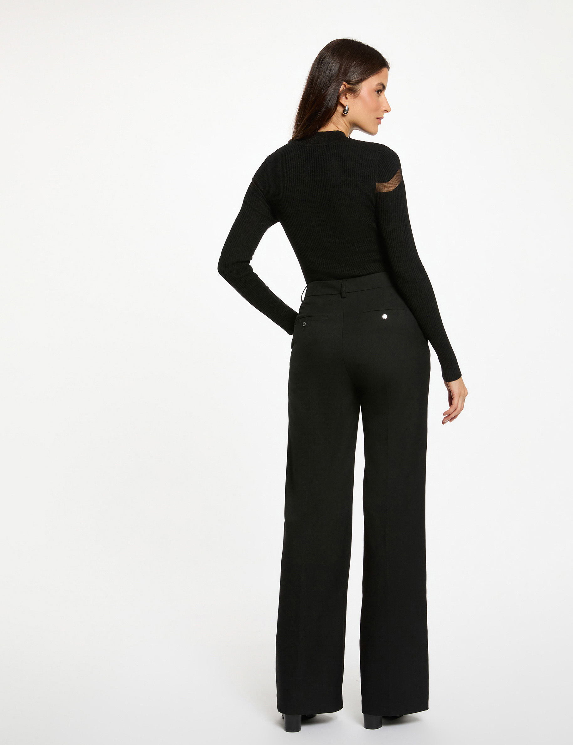 Fitted sweater with round neck black women