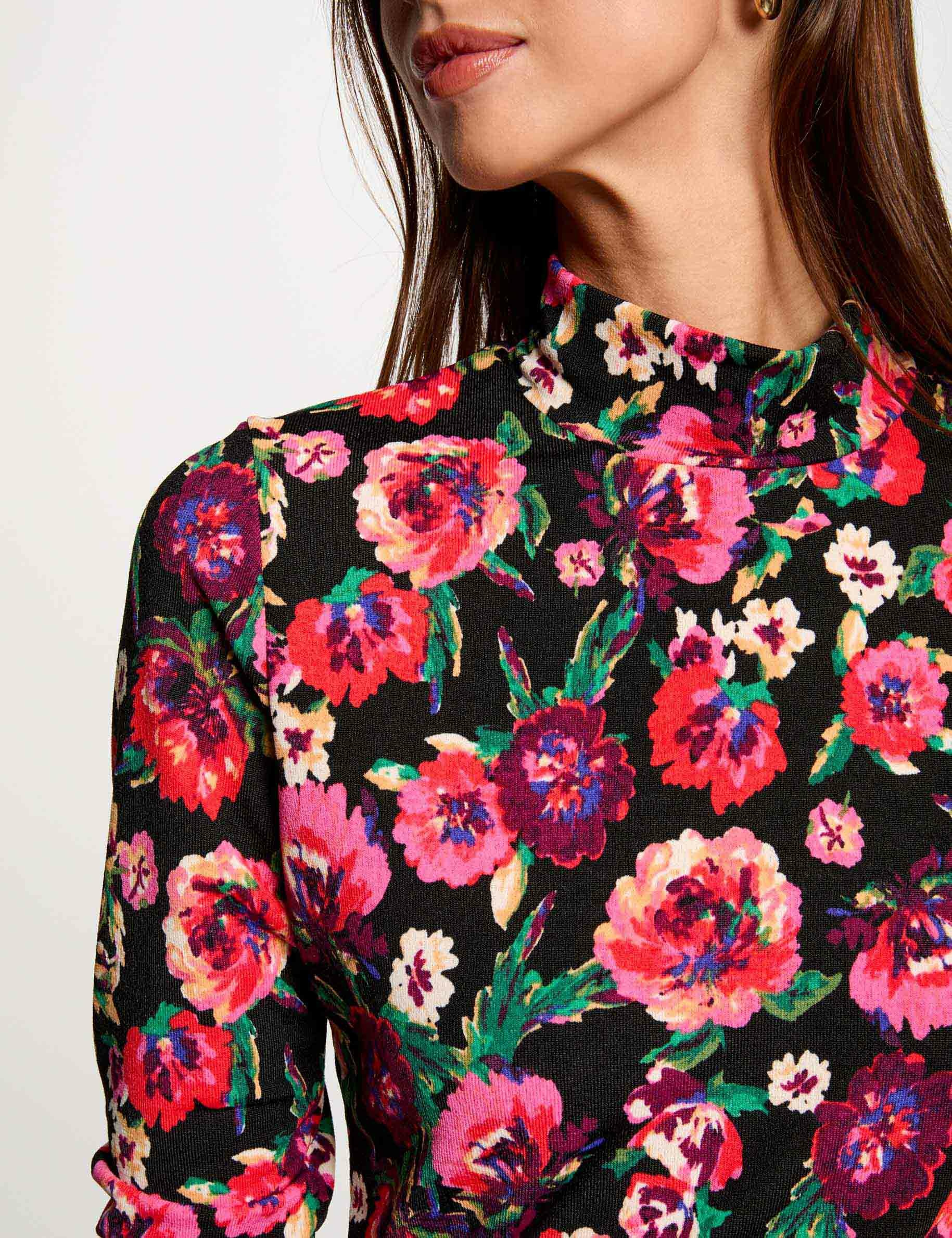 long sleeved t shirt multicolored women Long-sleeved t-shirt multicolored women