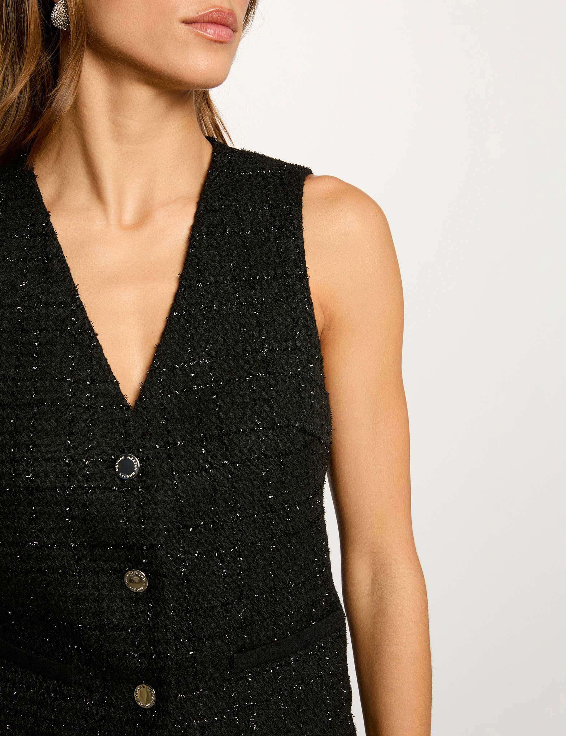 Fitted sleeveless gilet black women