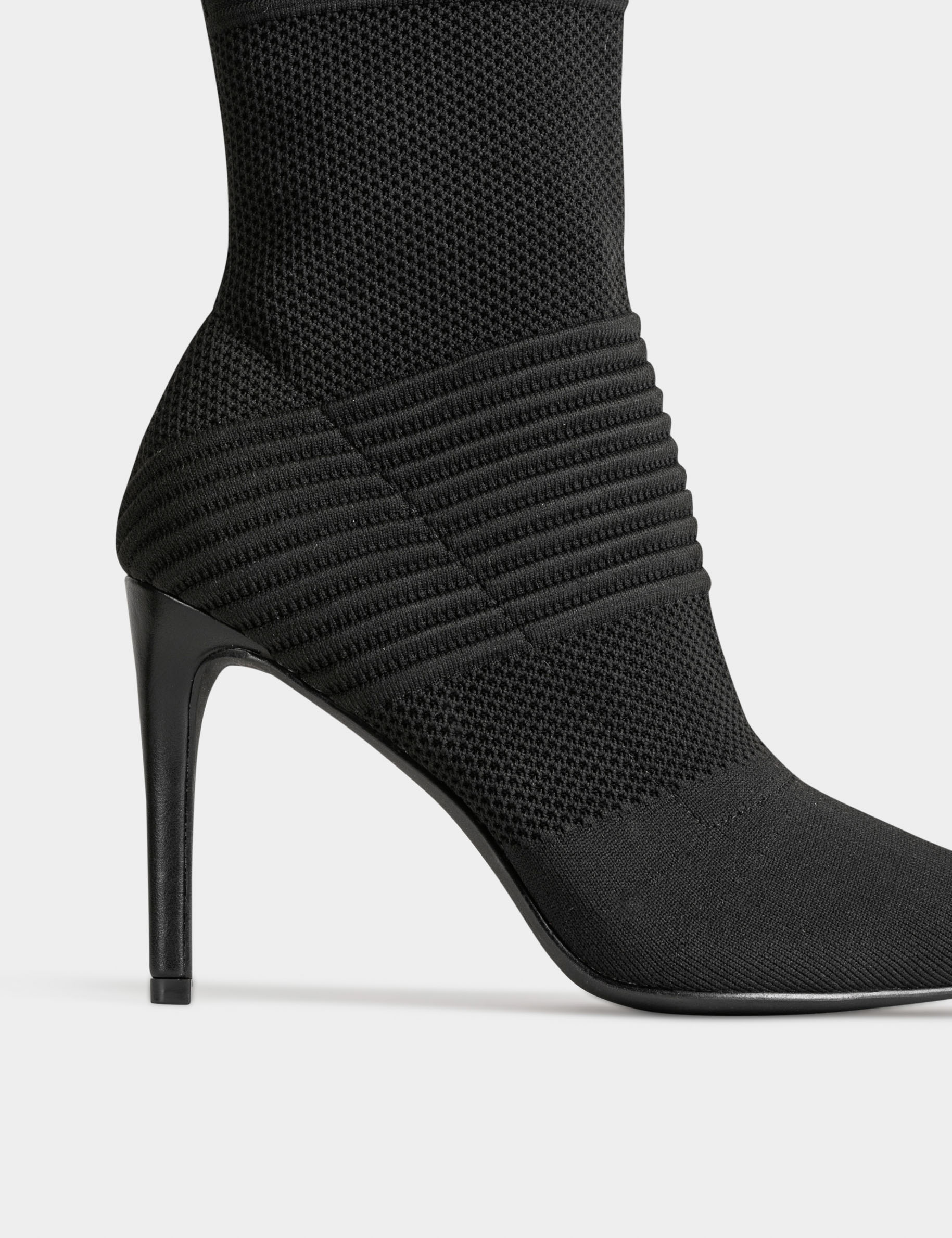 boots with stiletto heels black women Boots with stiletto heels black women