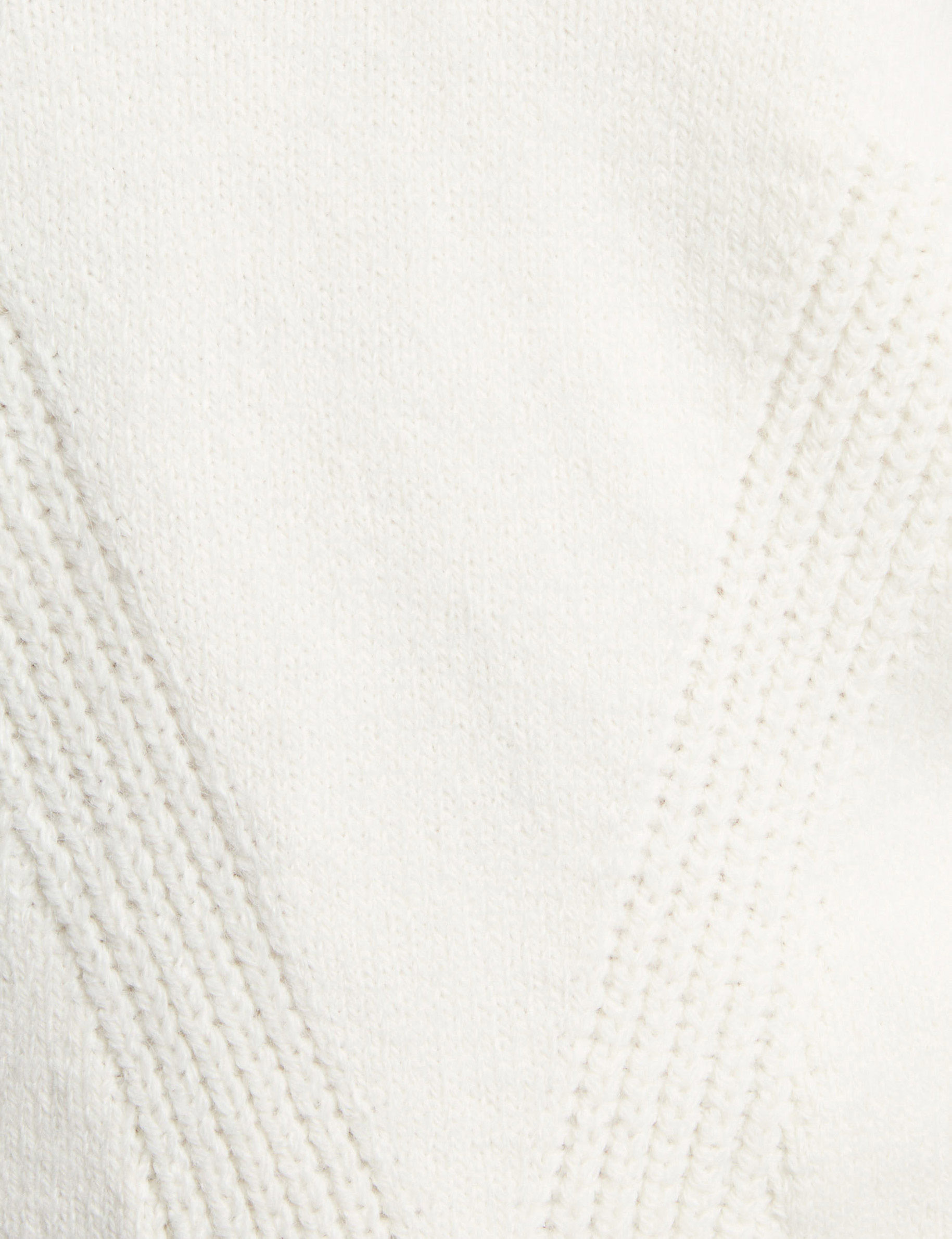 sweater with a turned down collar white women null