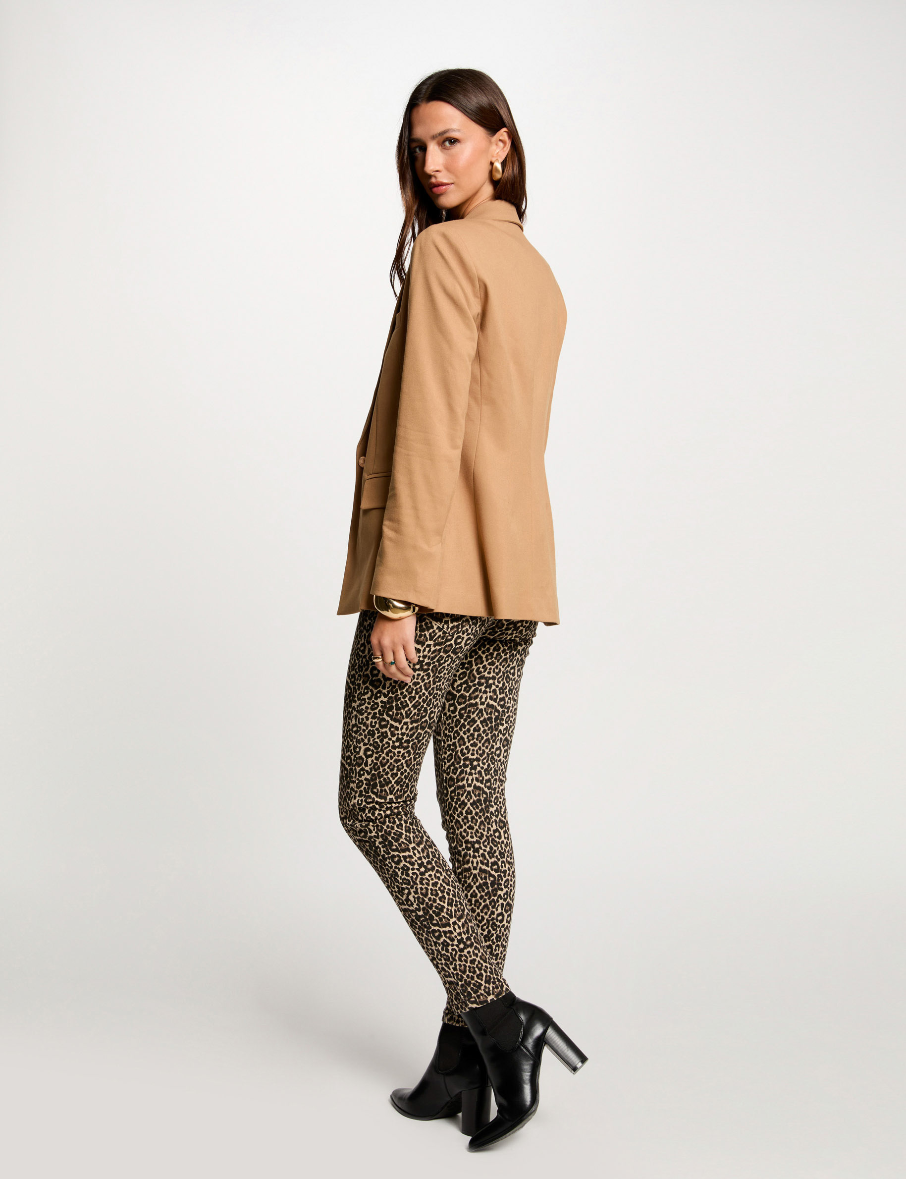 short buttoned blazer camel women Short buttoned blazer camel women