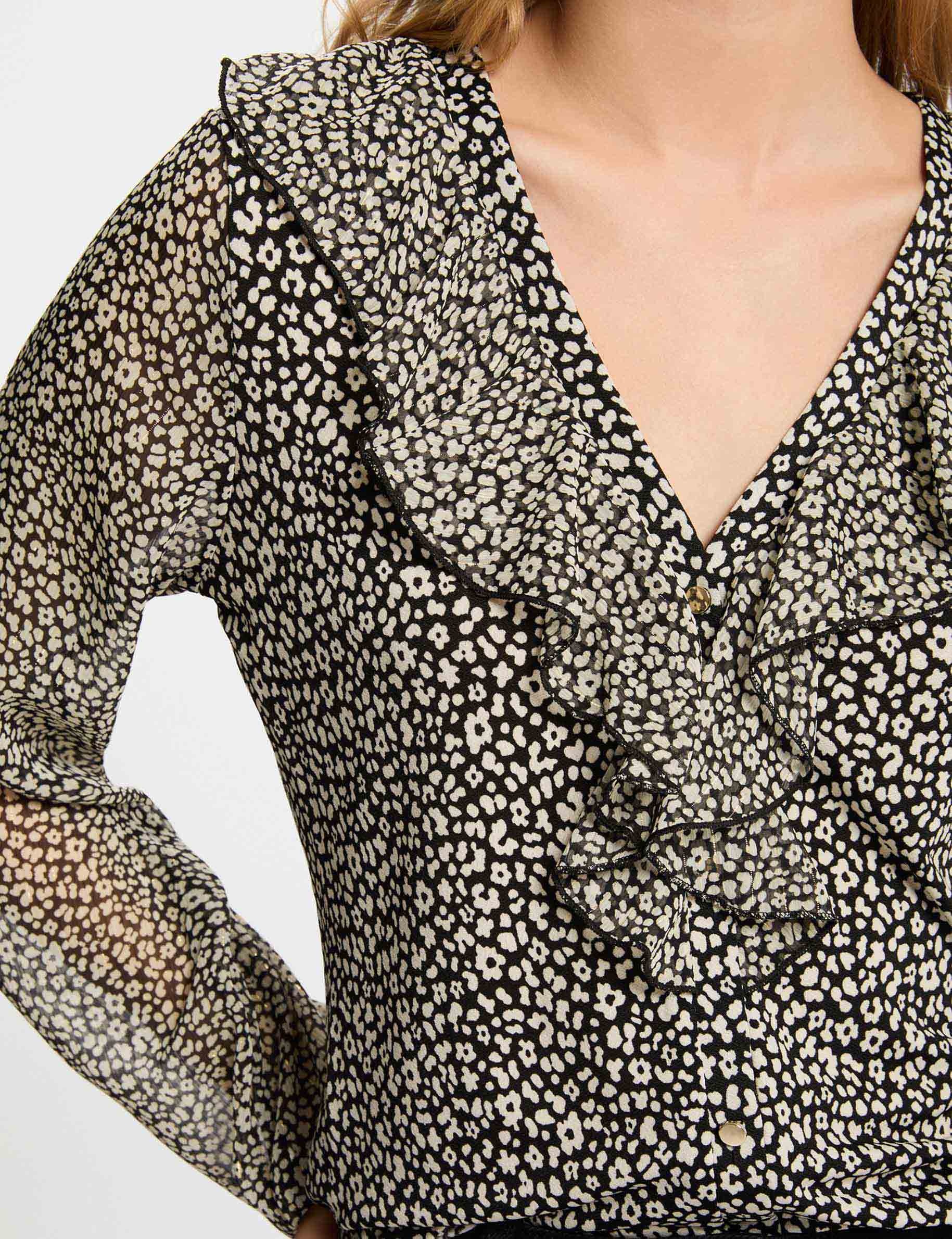 V-neck long-sleeve top black women