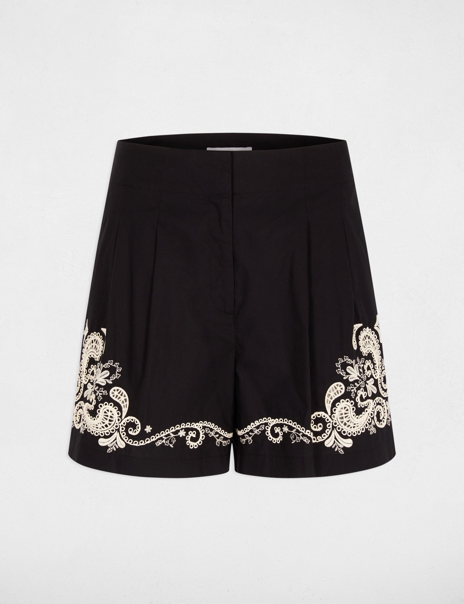 High-waisted shorts black women