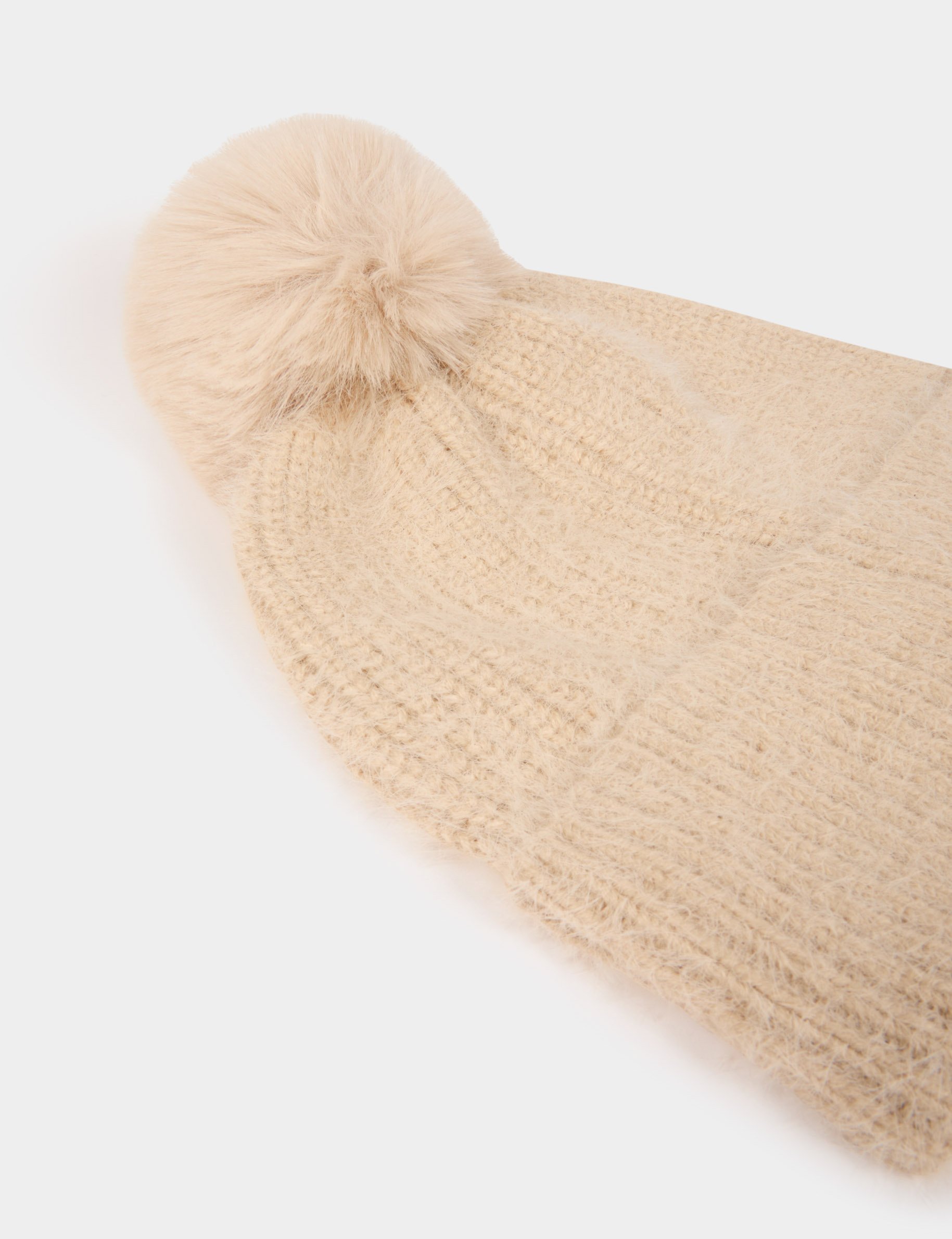 bobble hat beige women Bobble hat beige women