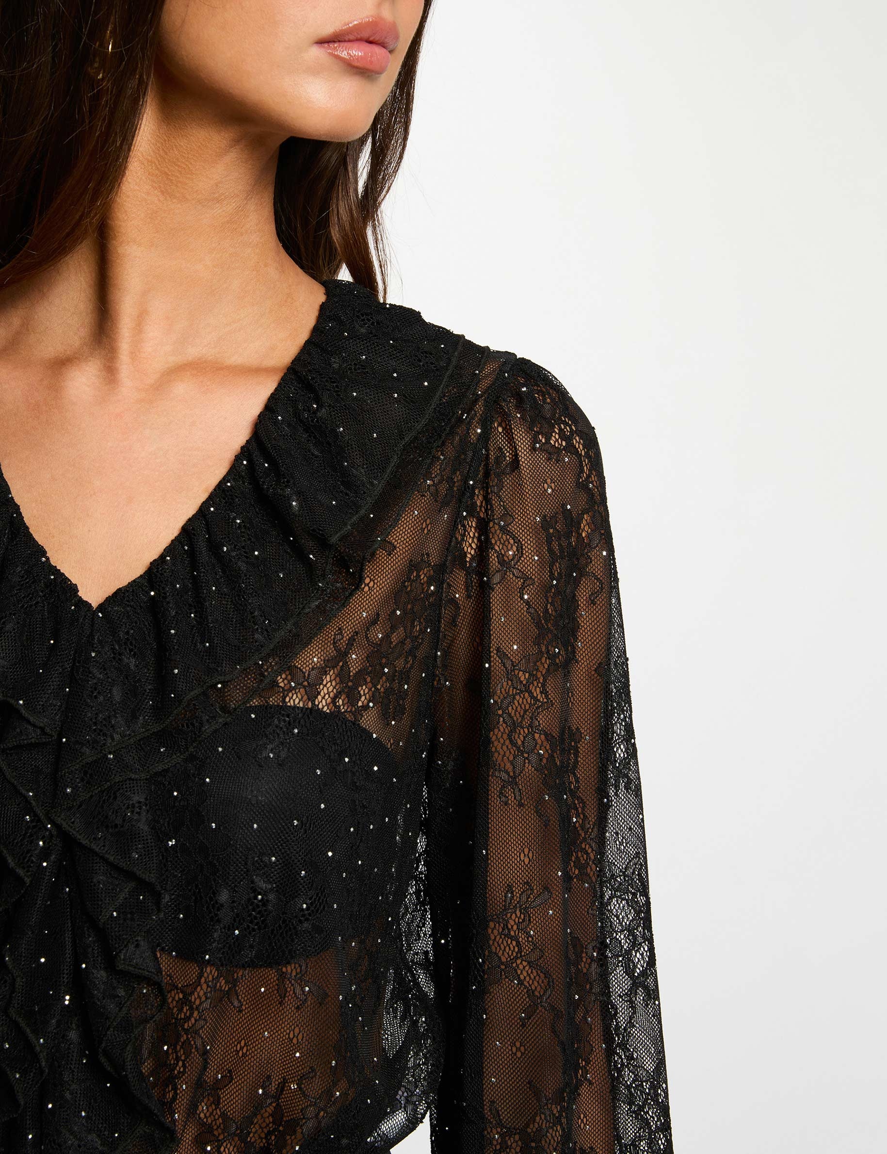 lace v neck t shirt black women Lace v-neck t-shirt black women