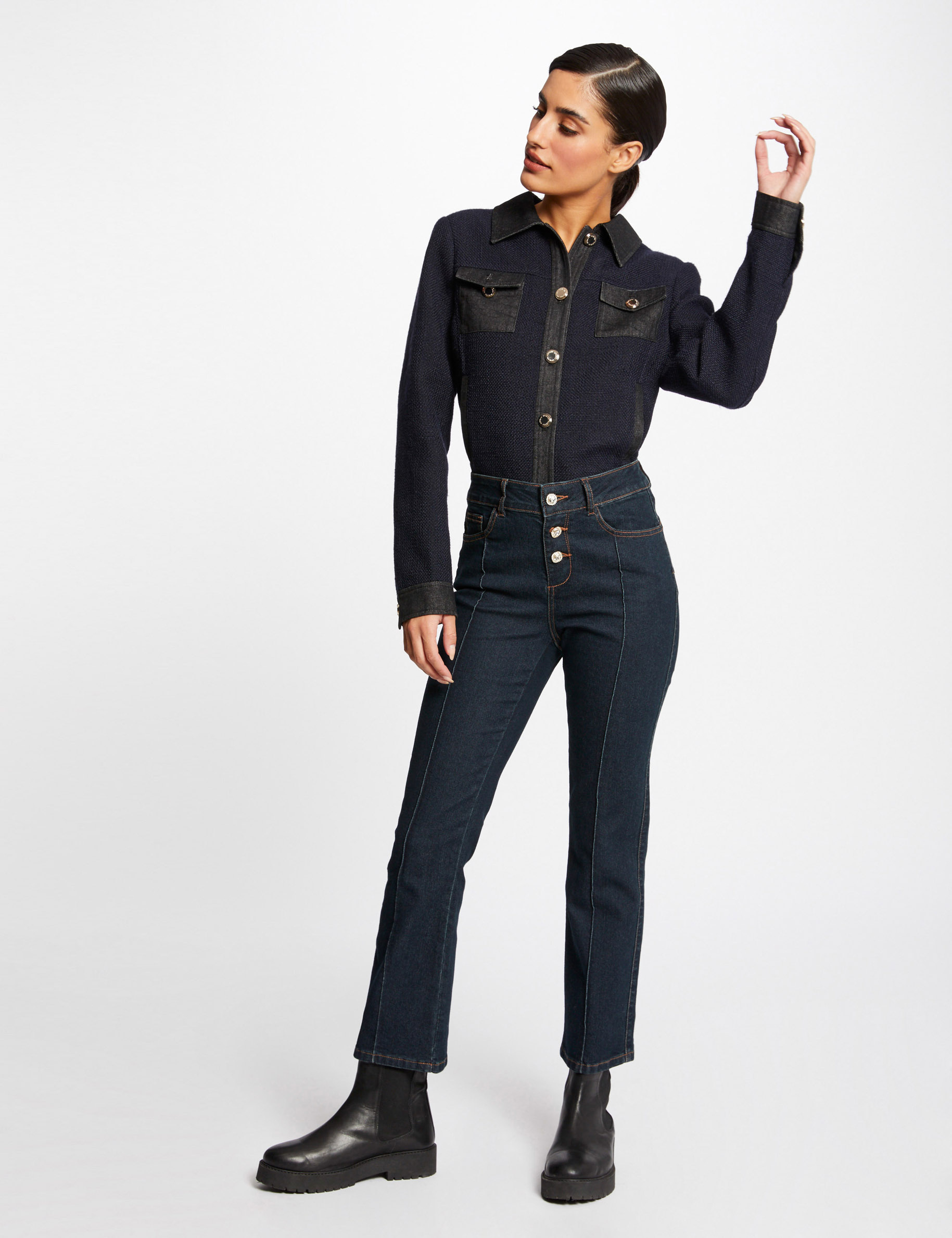 High-waisted straight jeans with buttons raw denim ladies'