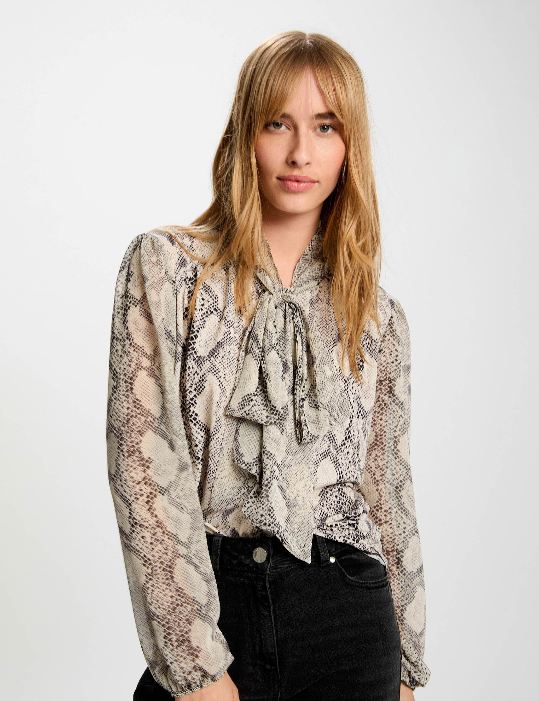 T-shirt with lavallière collar multicolor women