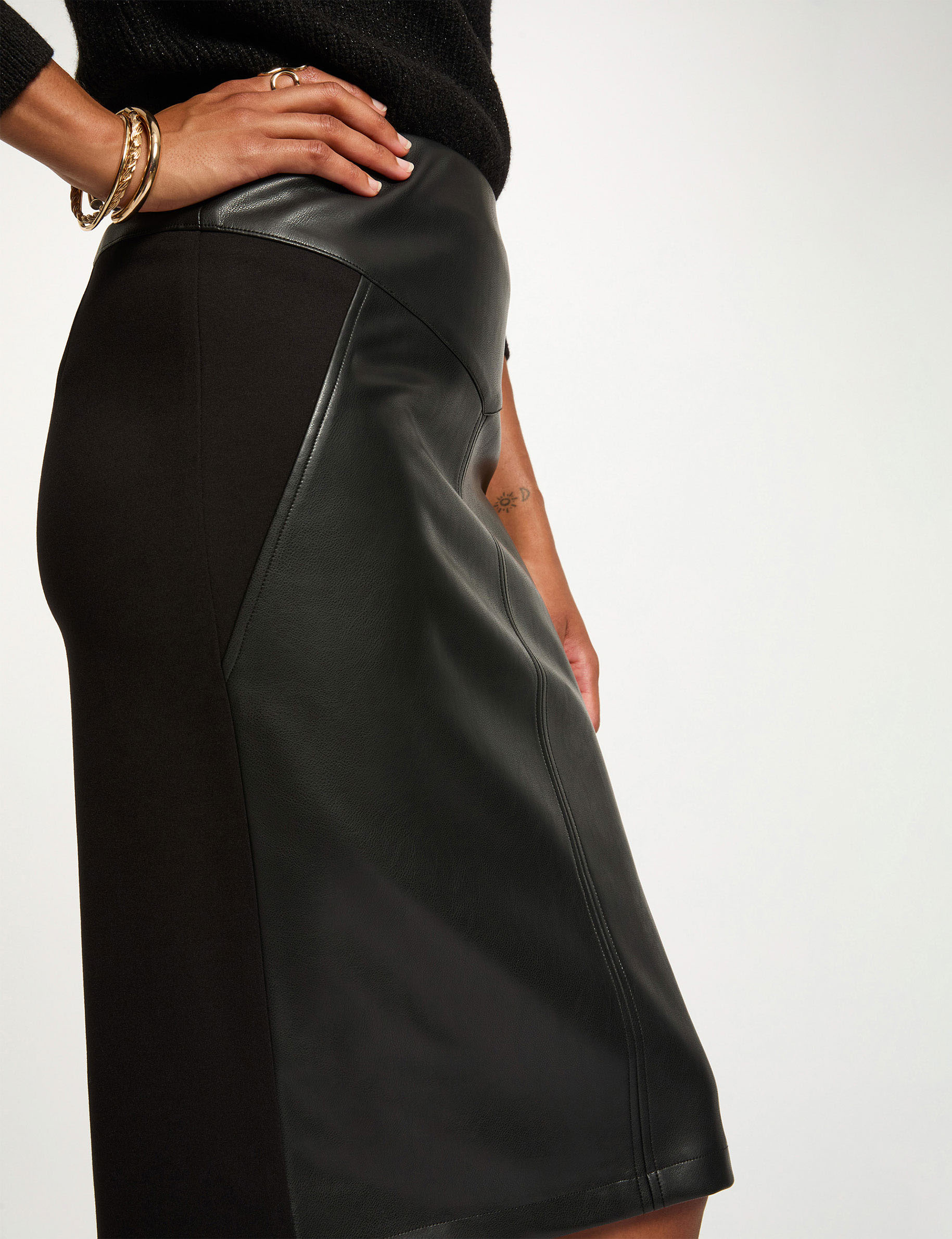 jupe ajustee similicuir noir femme Jupe ajustée similicuir noir femme