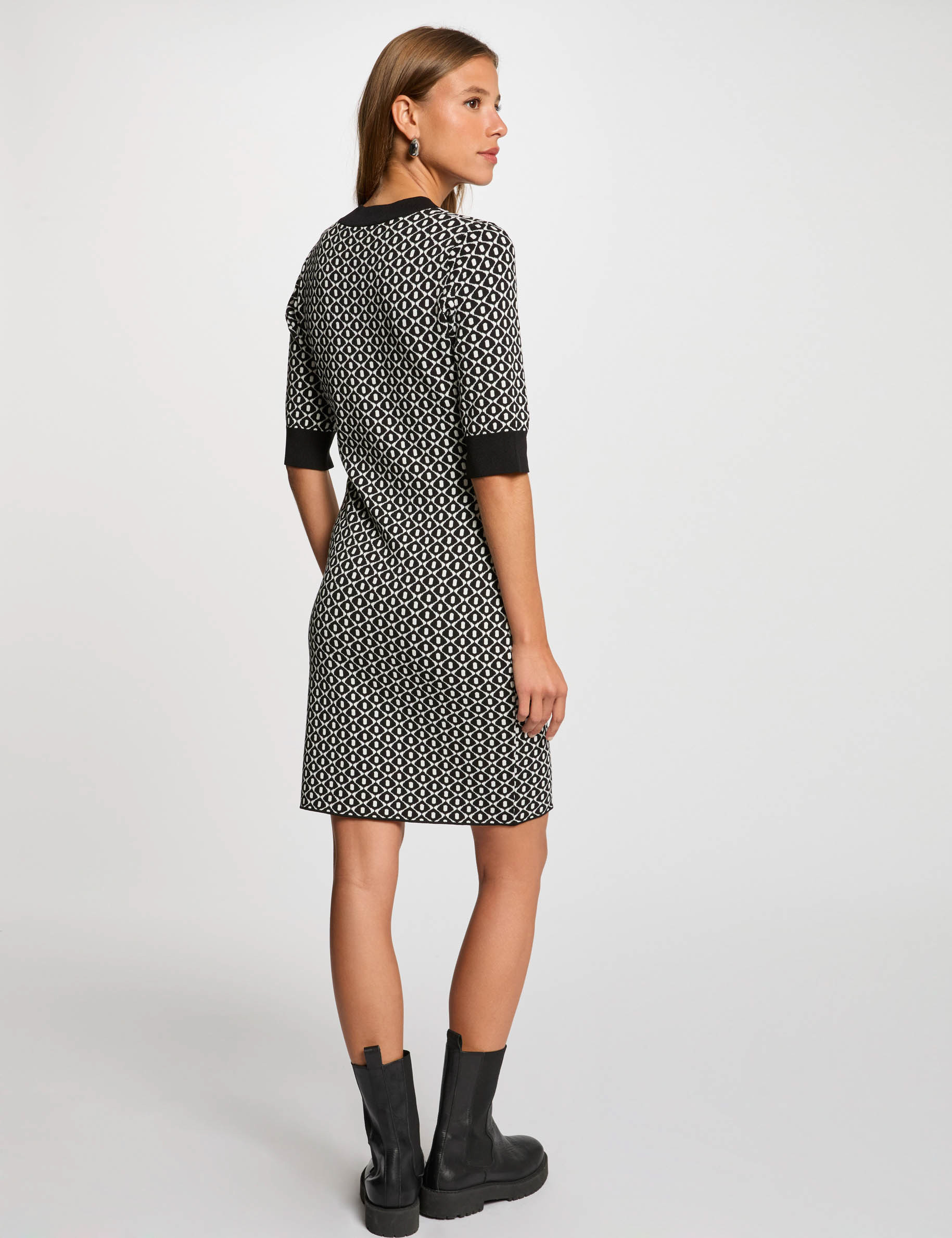 Robe tricot ajustée imprimée noir femme