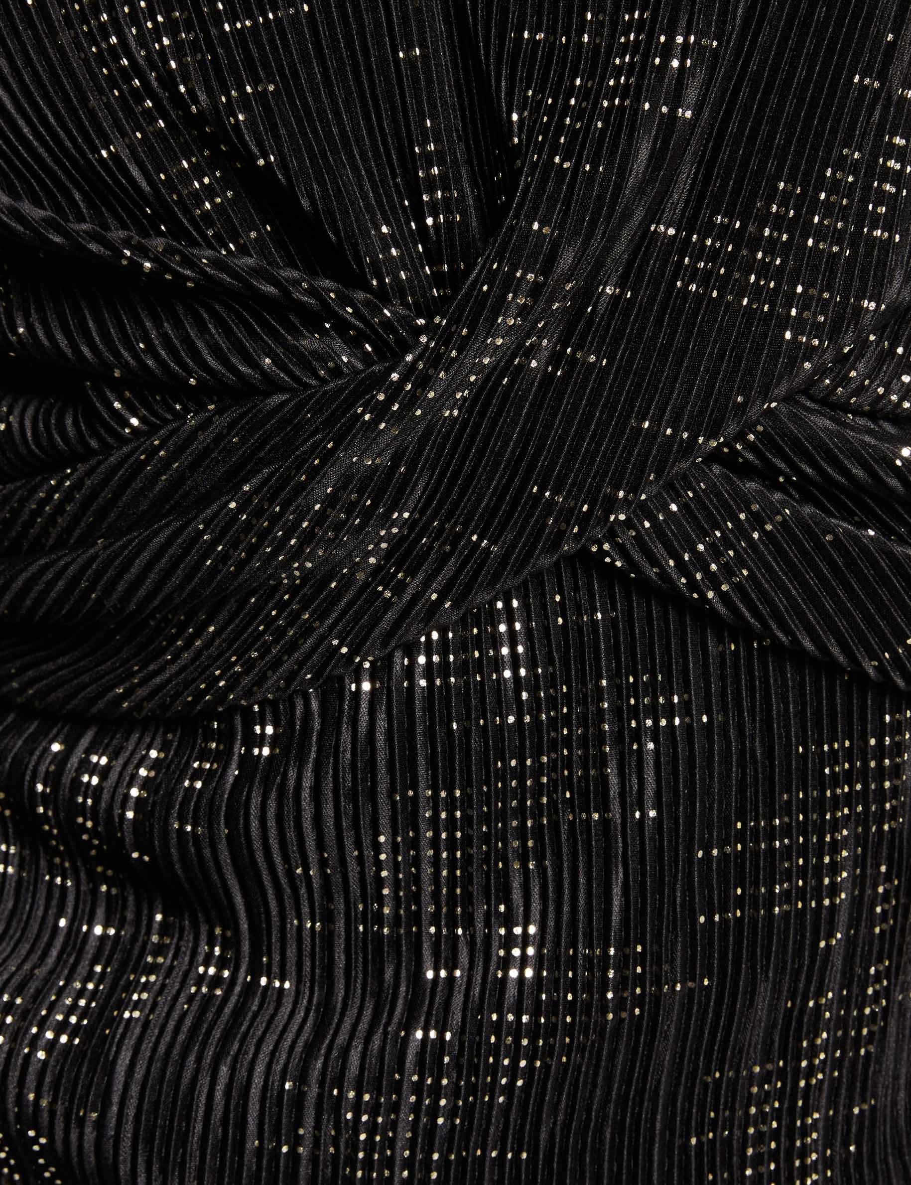 pleated v neck t shirt black women null