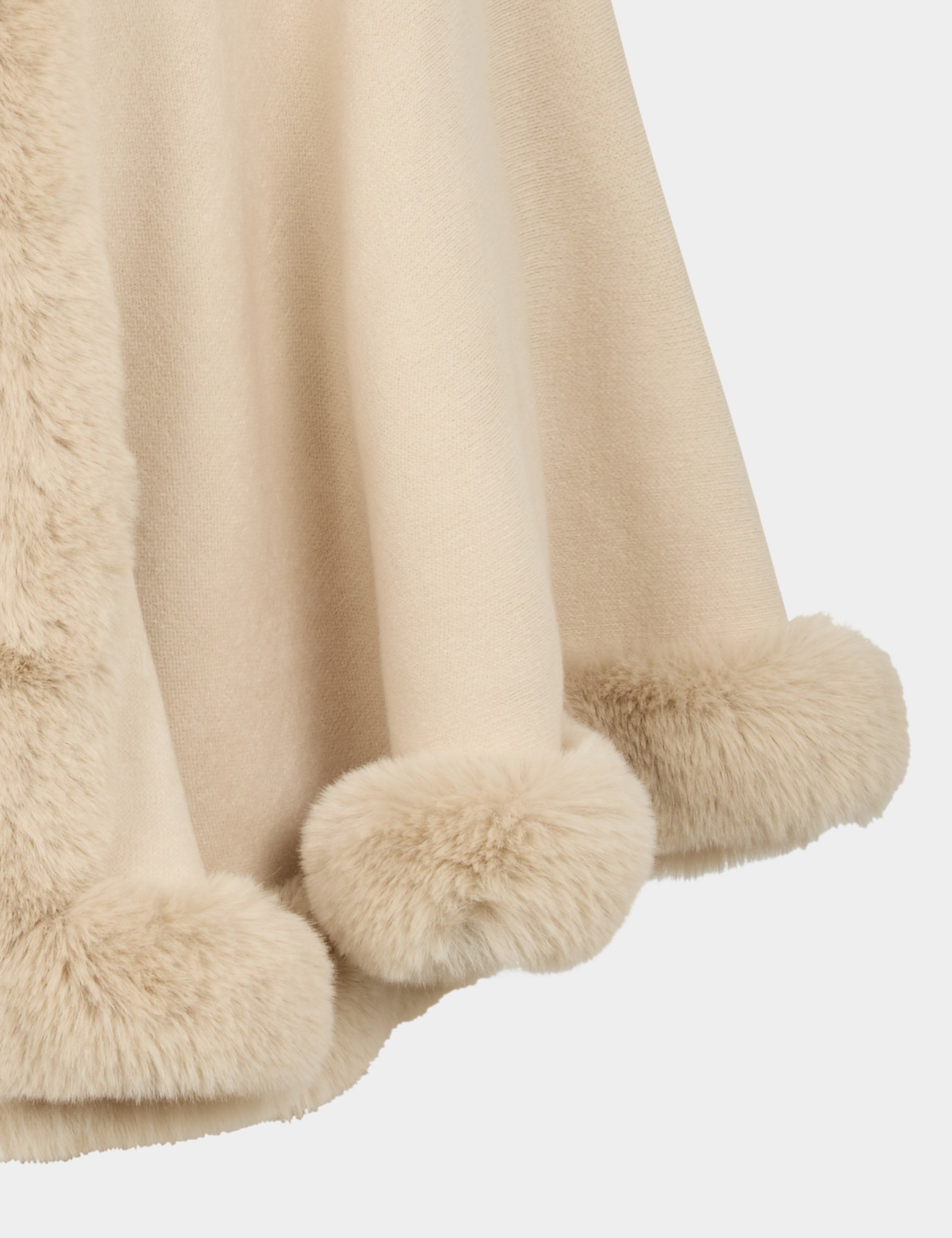 Faux fur poncho sand women