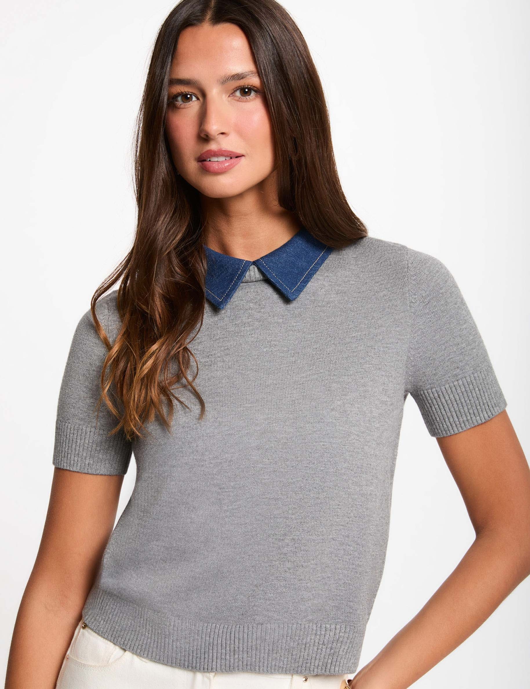 Sweater with a folded collar light grey women