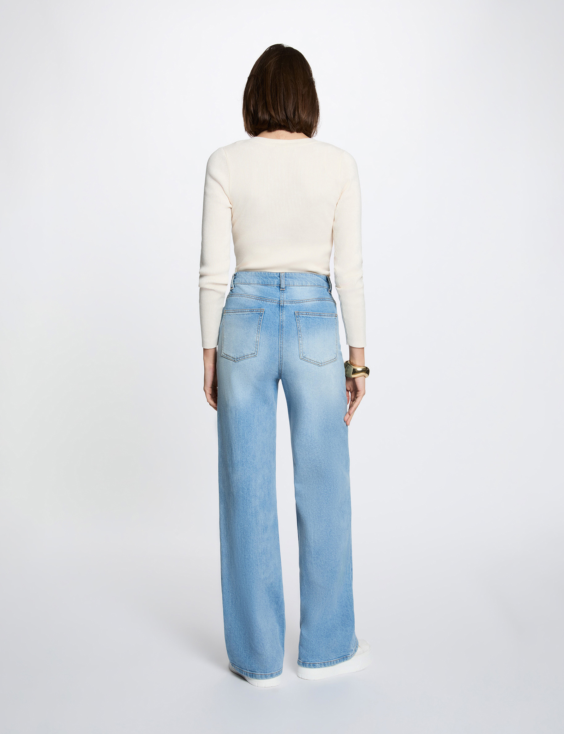 Fitted V-neck sweater ivory women
