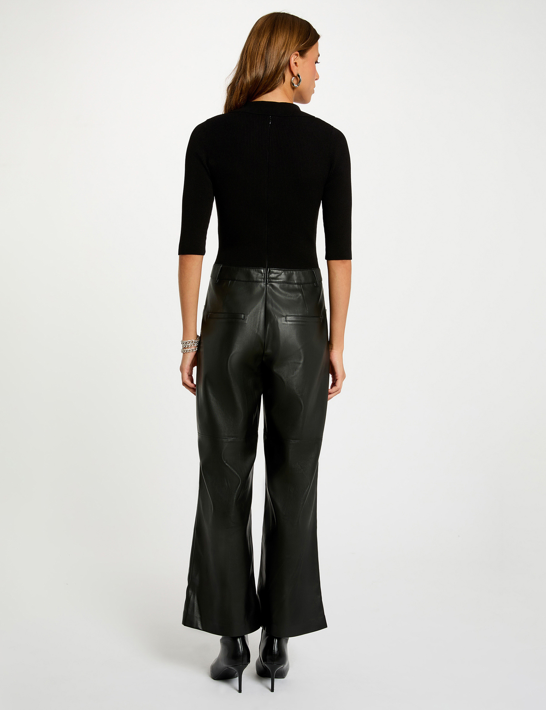 combinaison ajustee col v noir femme Combinaison ajustée col v noir femme