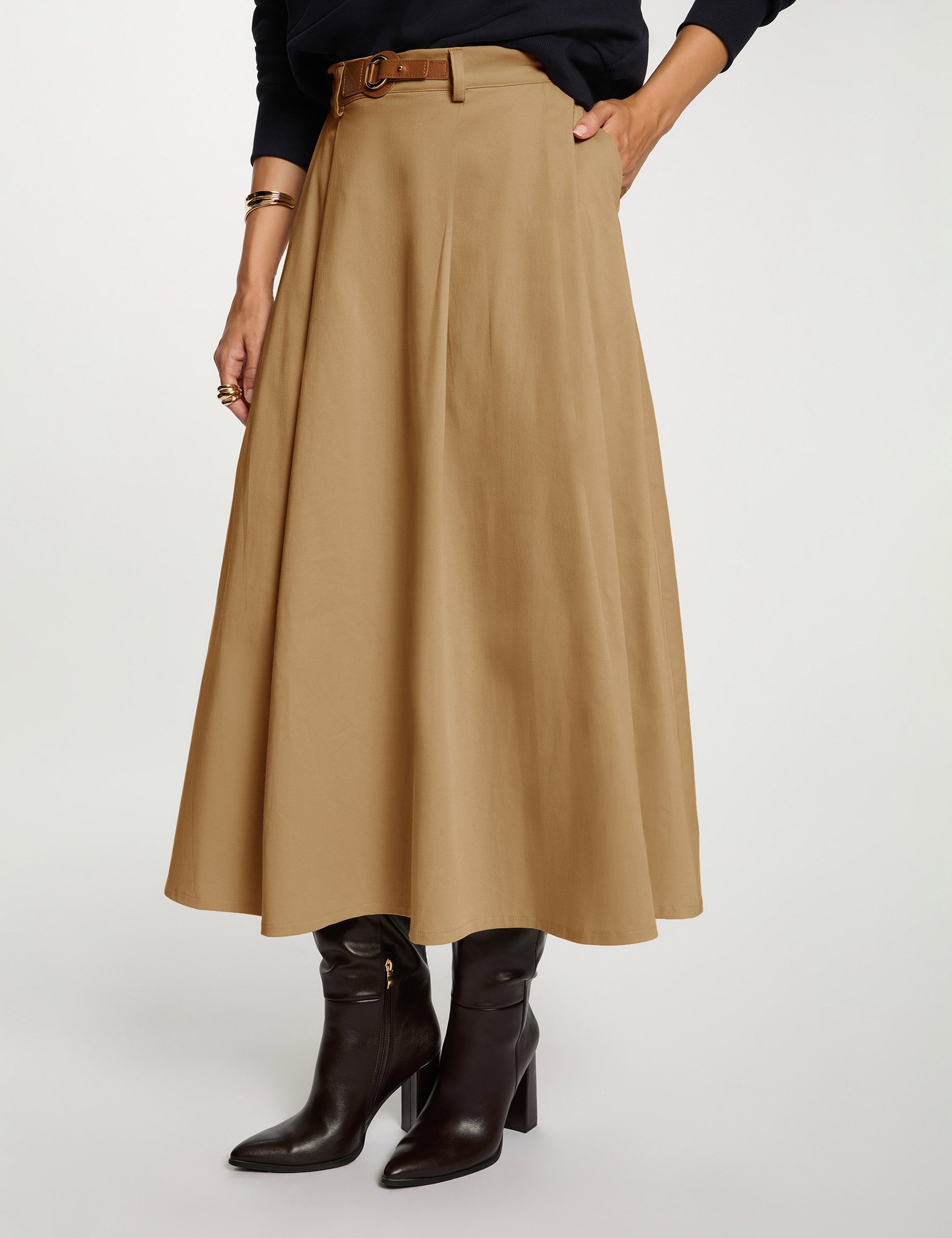 High-waisted flared skirt beige women