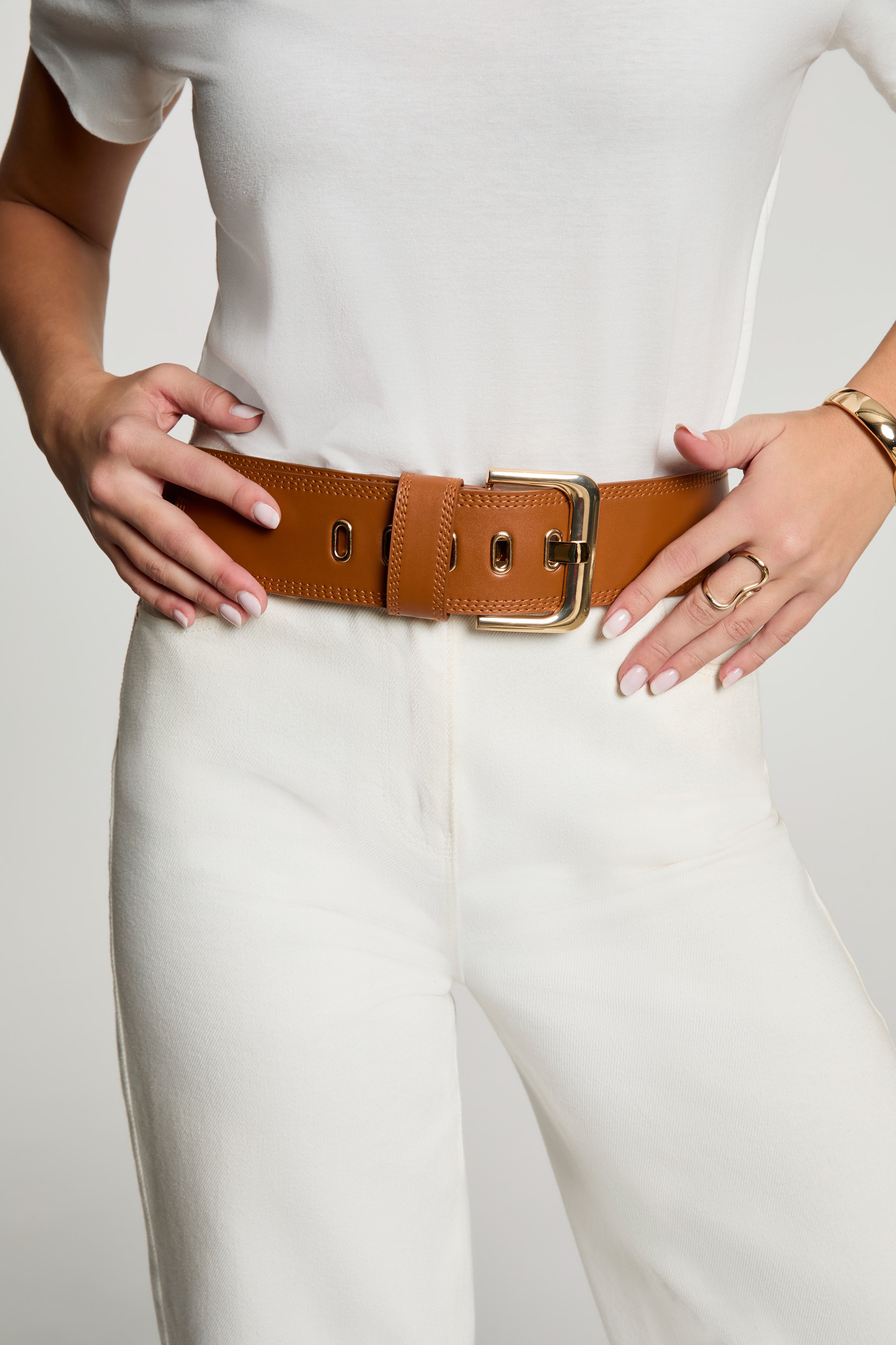 Wide faux leather belt camel women