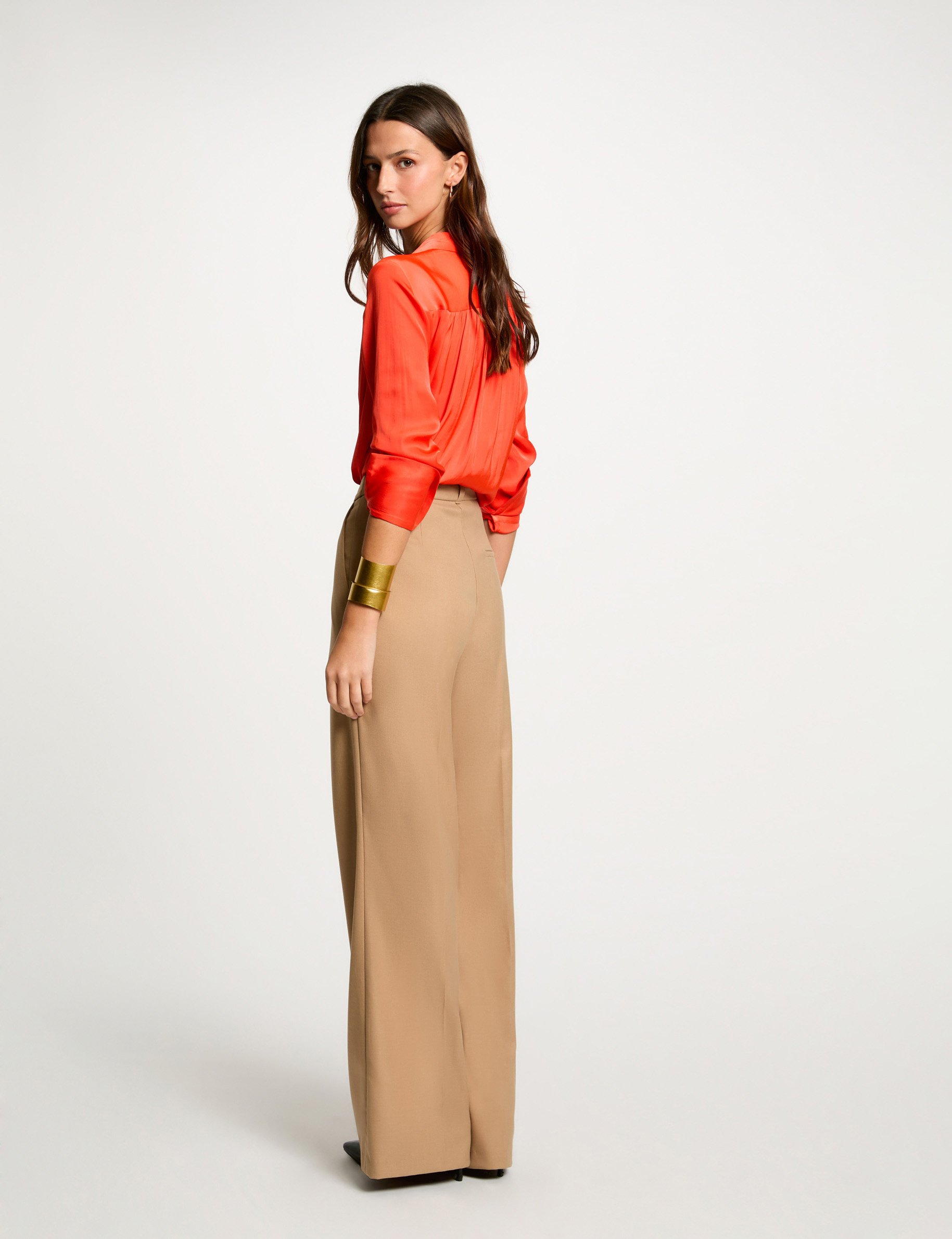 pantalon large a pinces camel femme Pantalon large à pinces camel femme
