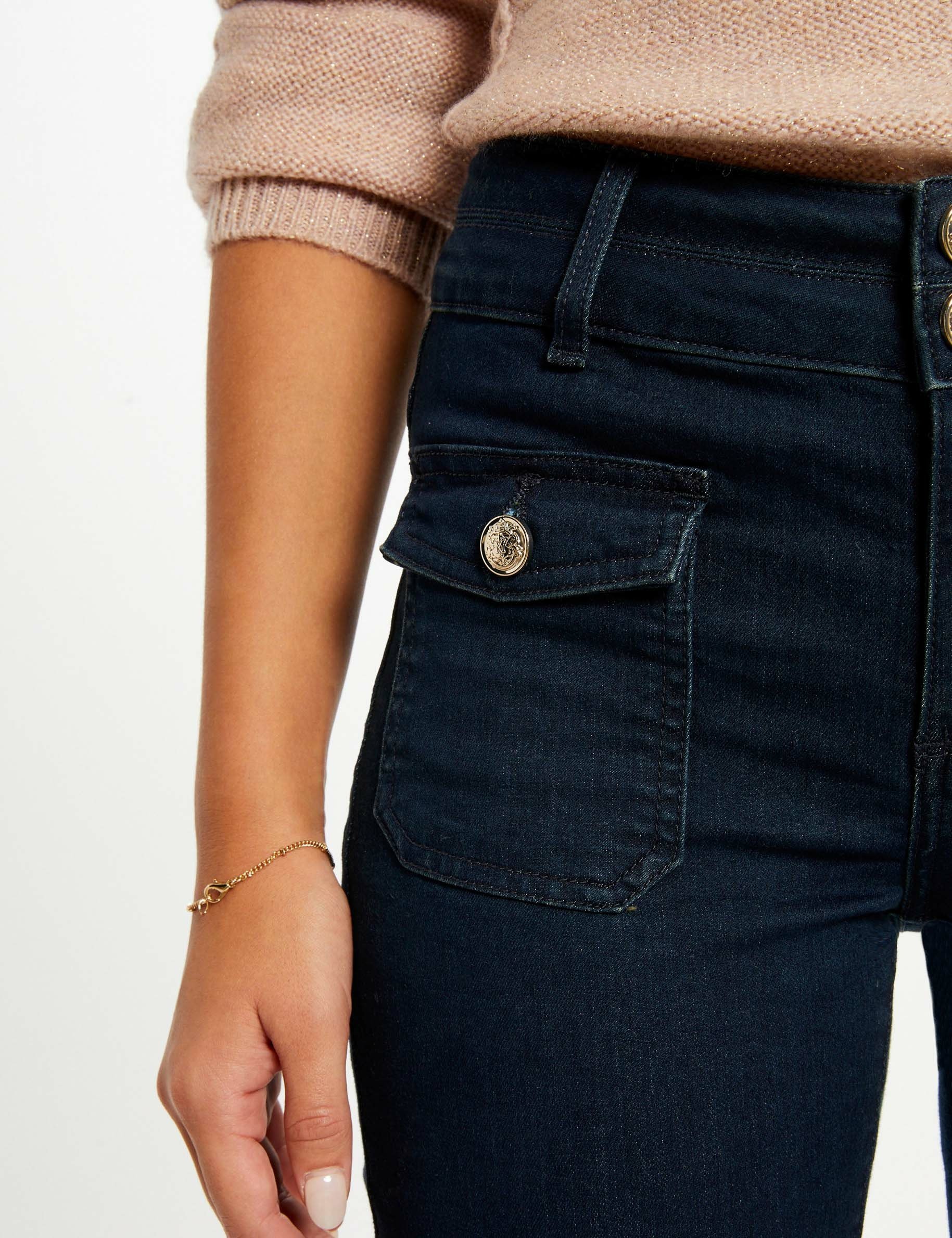 High-waisted bootcut jeans raw denim ladies