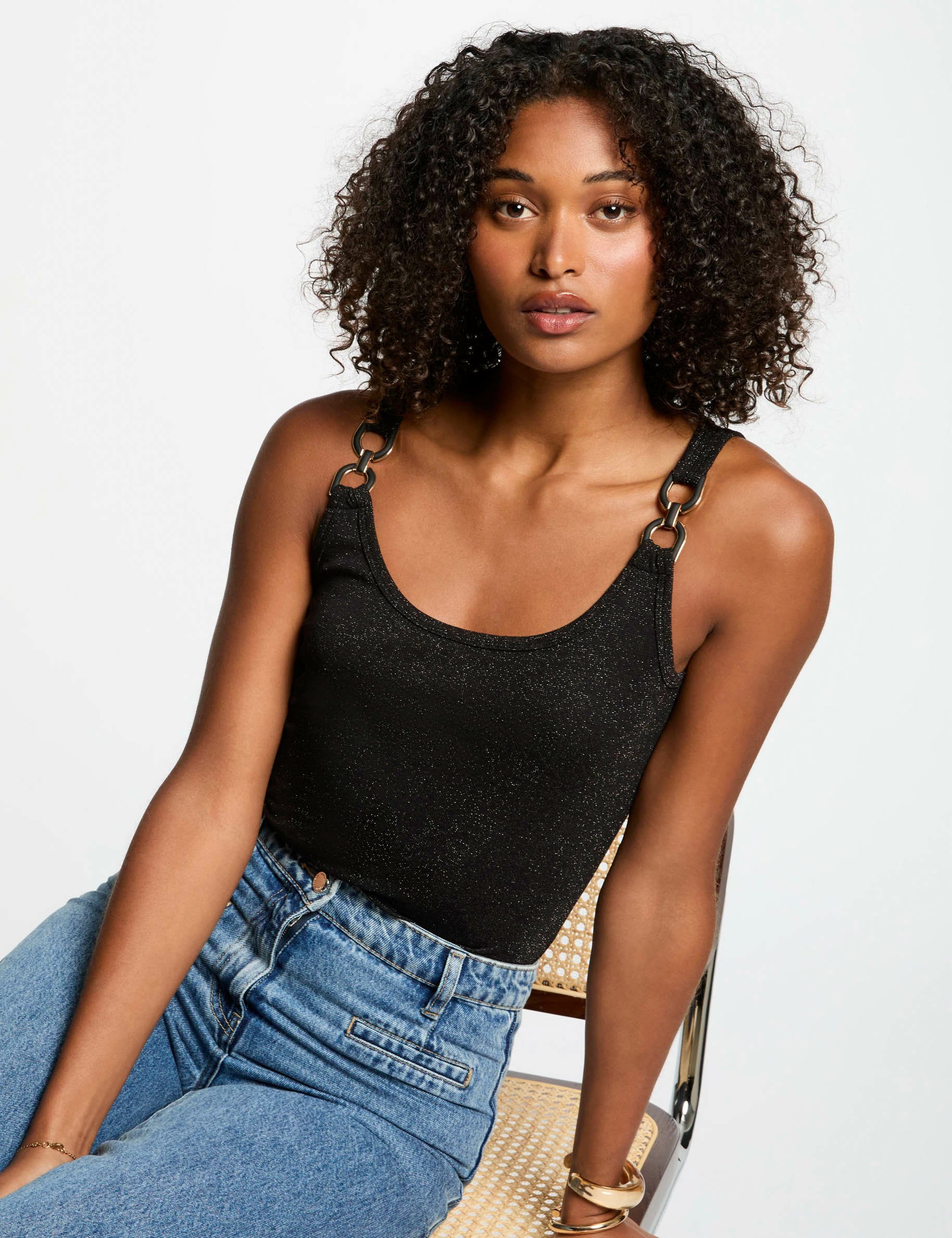 sleeveless vest top black women Sleeveless vest top black women