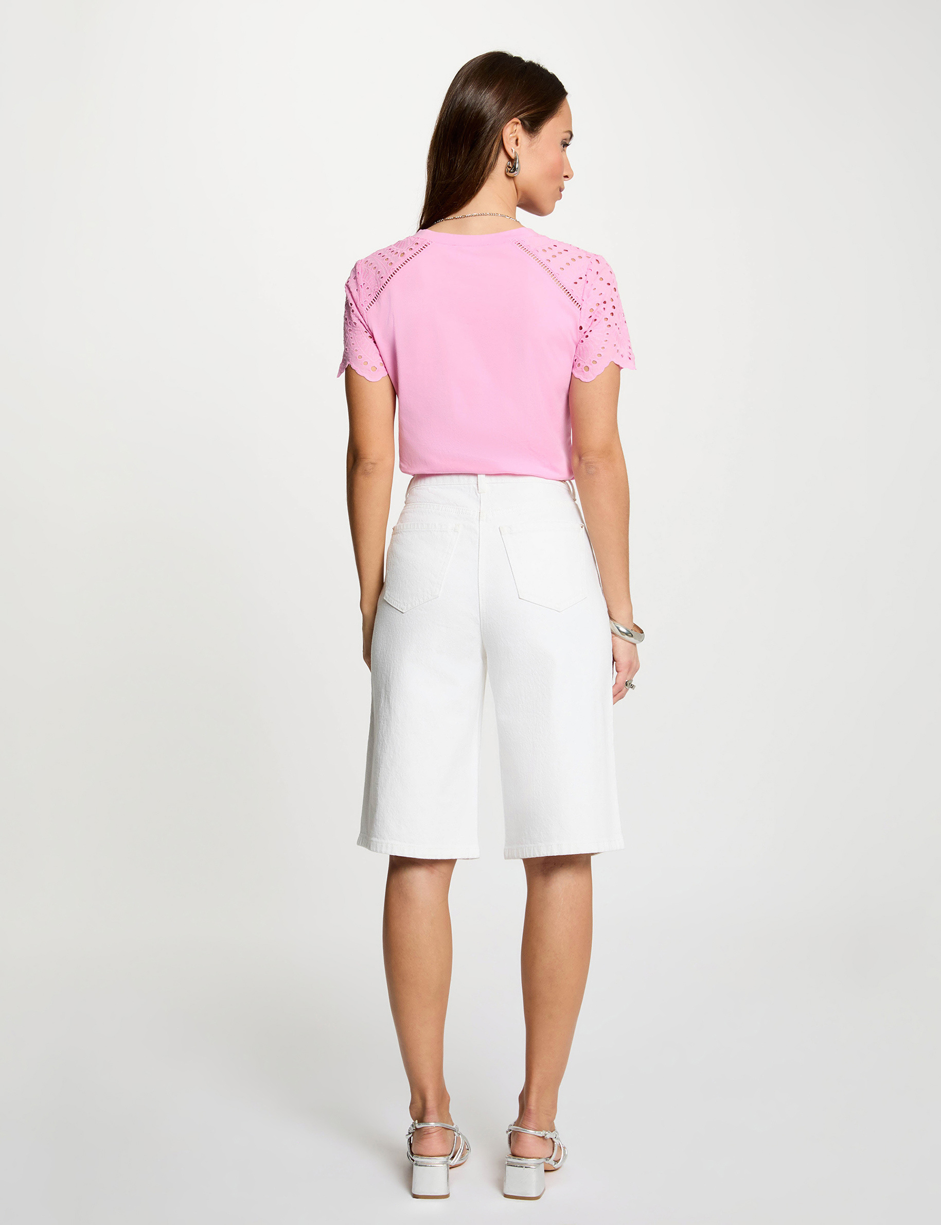 High-waisted wide shorts white women