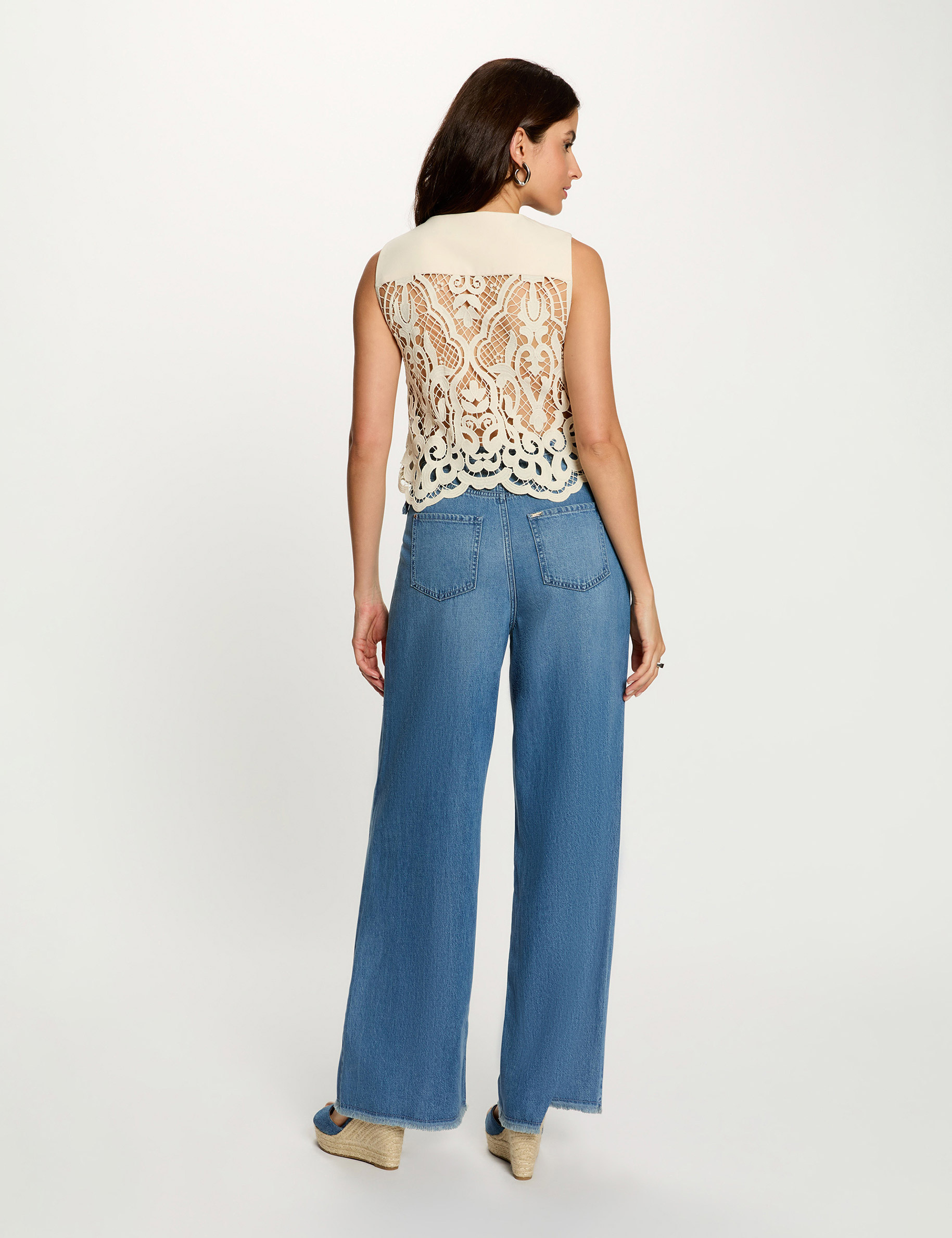 Sleeveless lace cardigan cream women